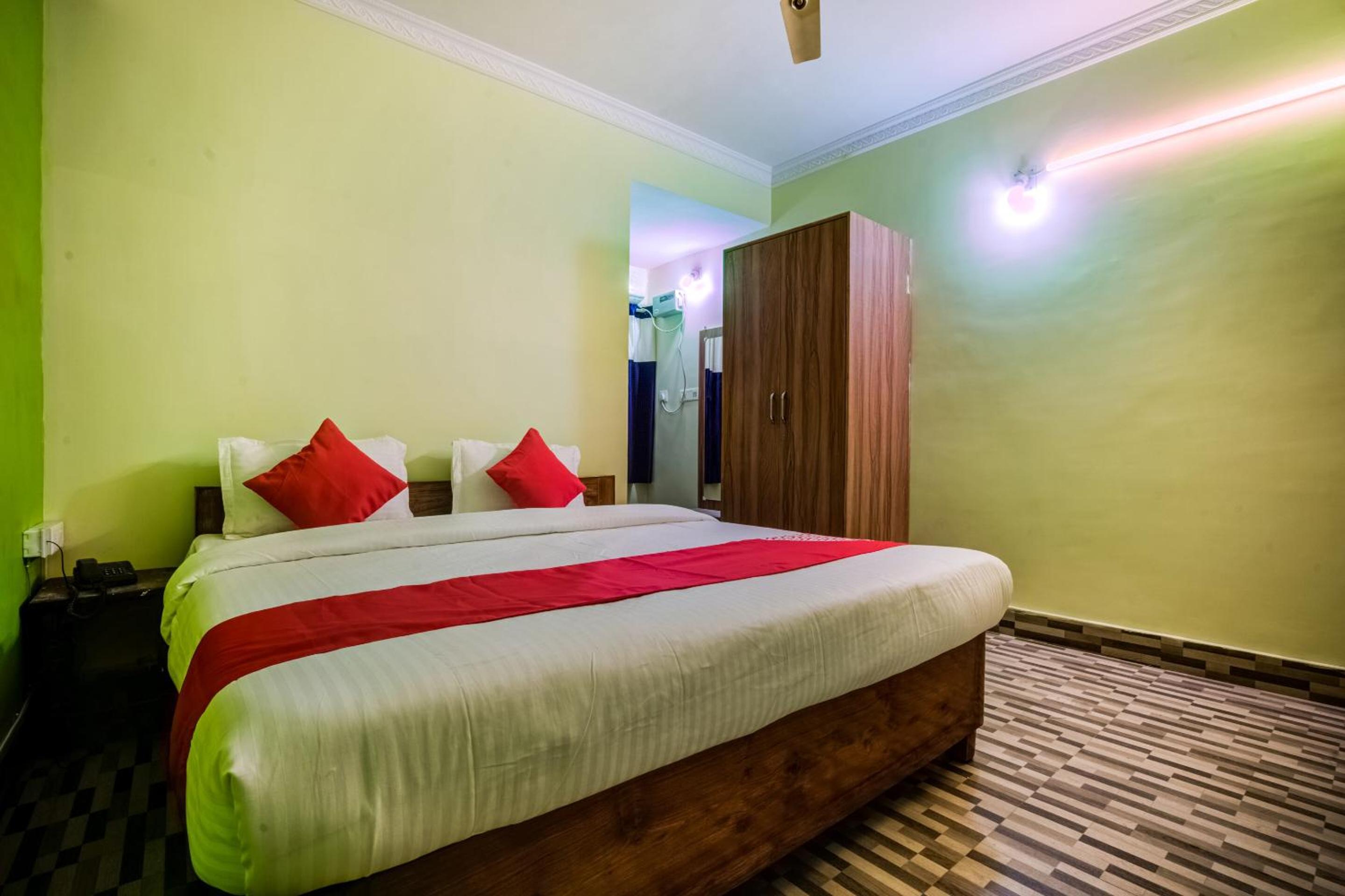 Hotel O Chabi Plaza