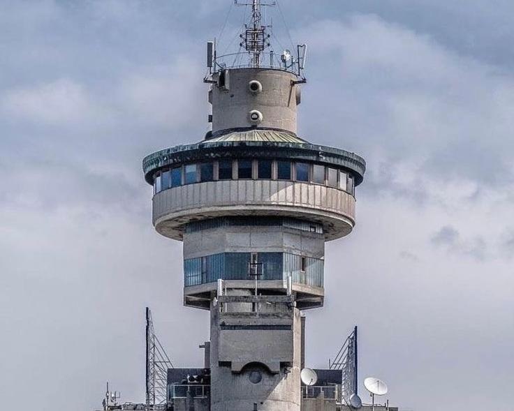The Genex Apartment In The Skies