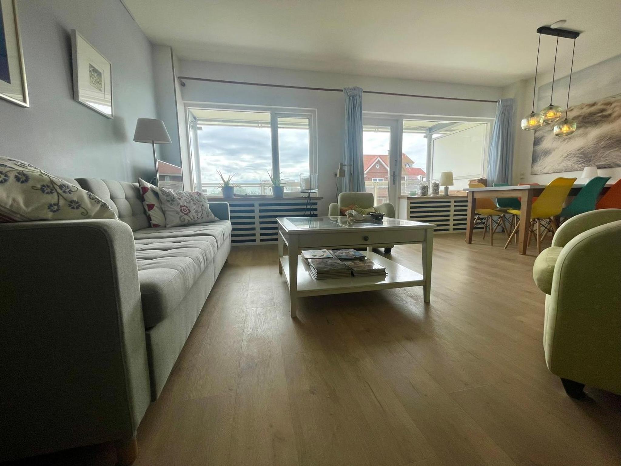 Appartement met zeezicht view 5