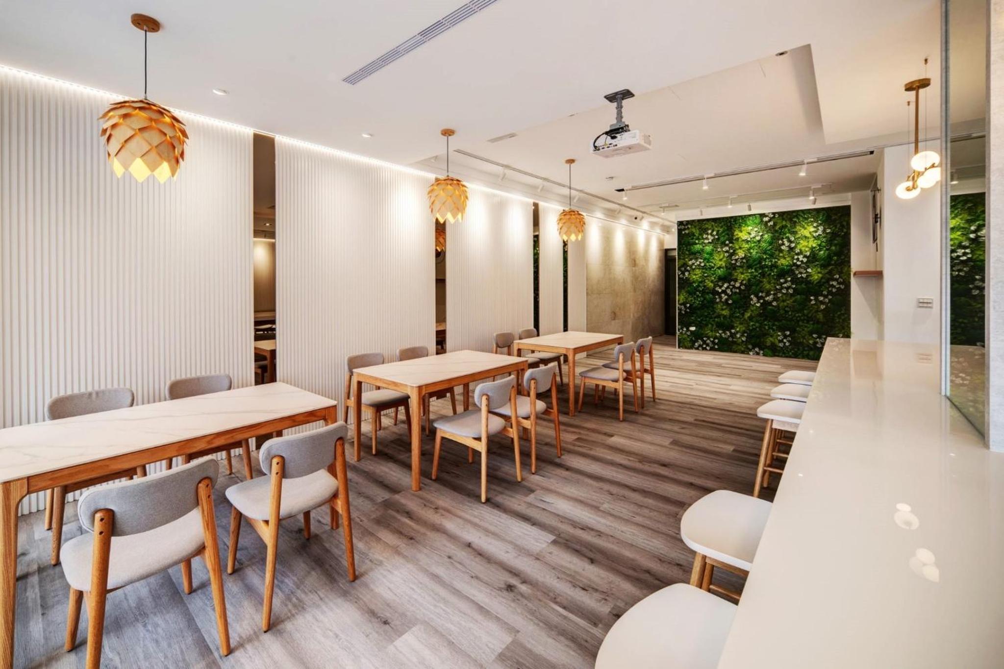 meeting & event spaces