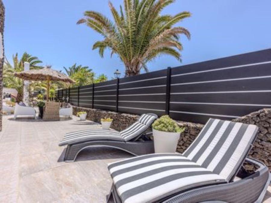 Villa Victoria just 150 metres from Playa Bastian Costa Teguise