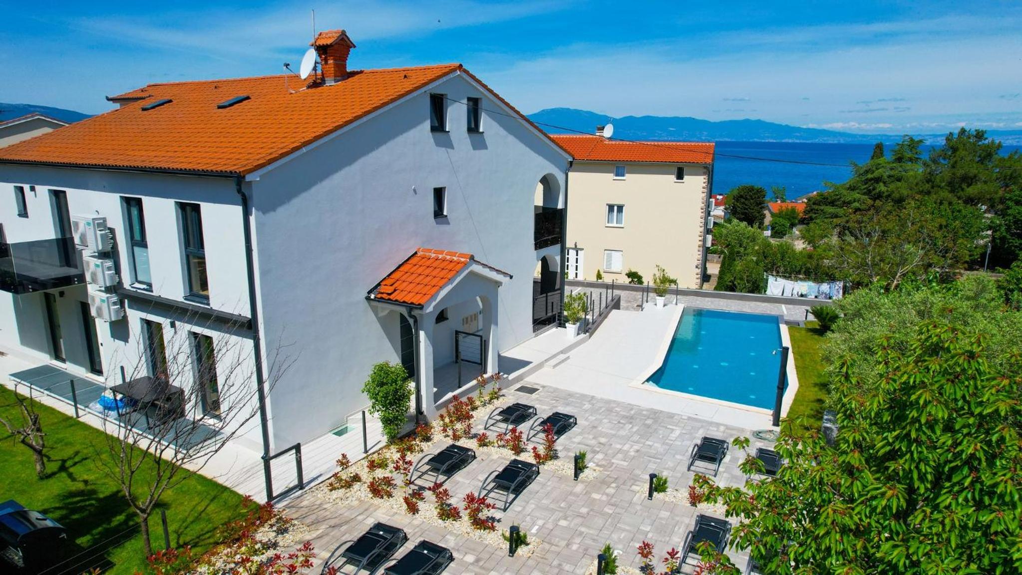 Villa Calma Apartments view 4