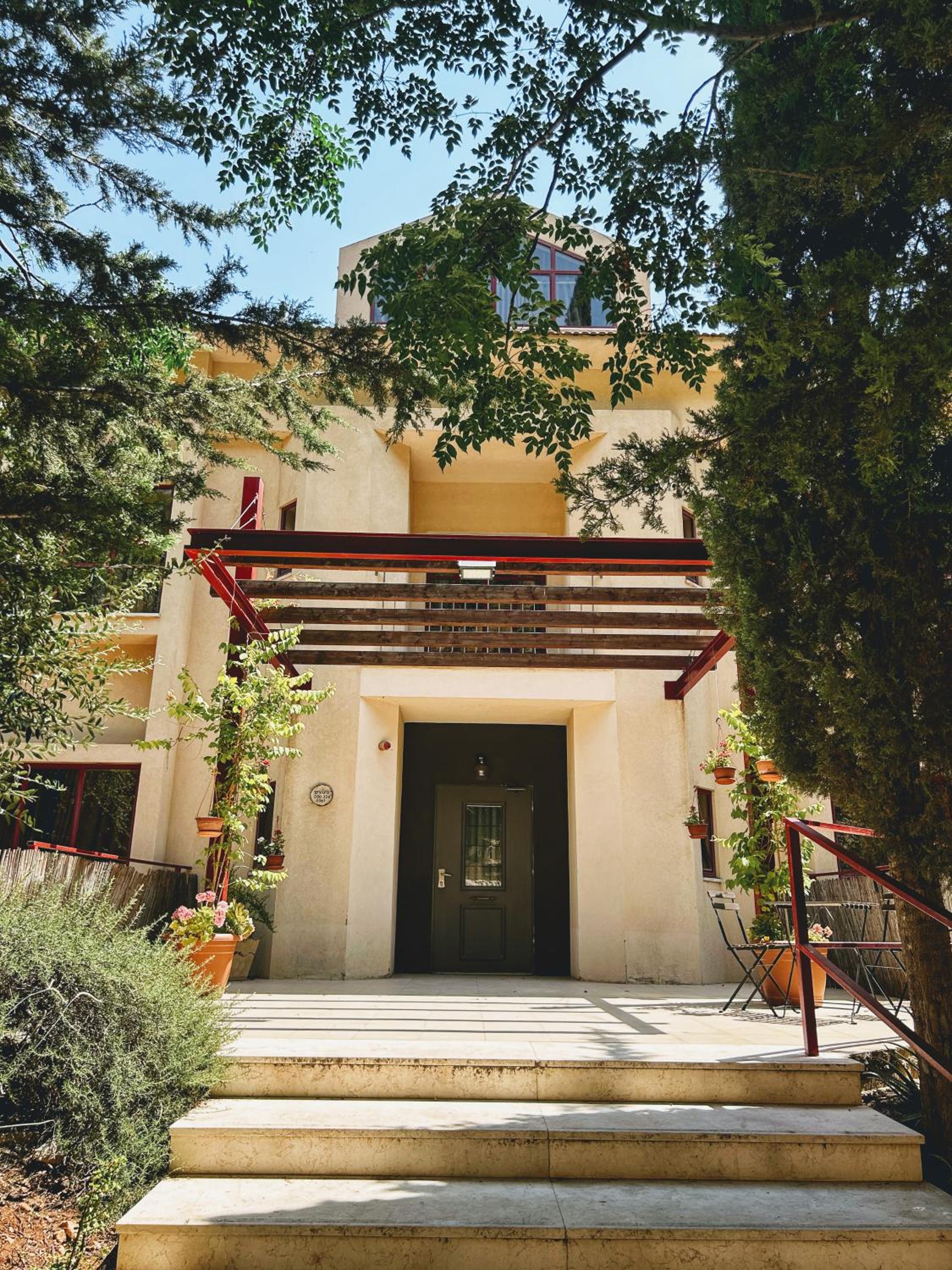 Estehar Hotel