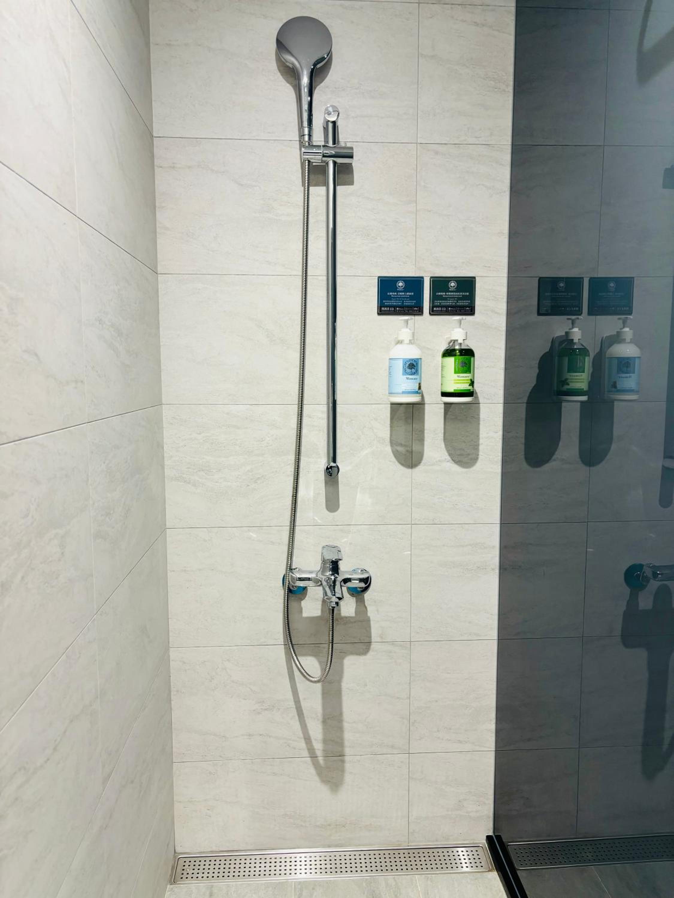 Yong Li Hotel