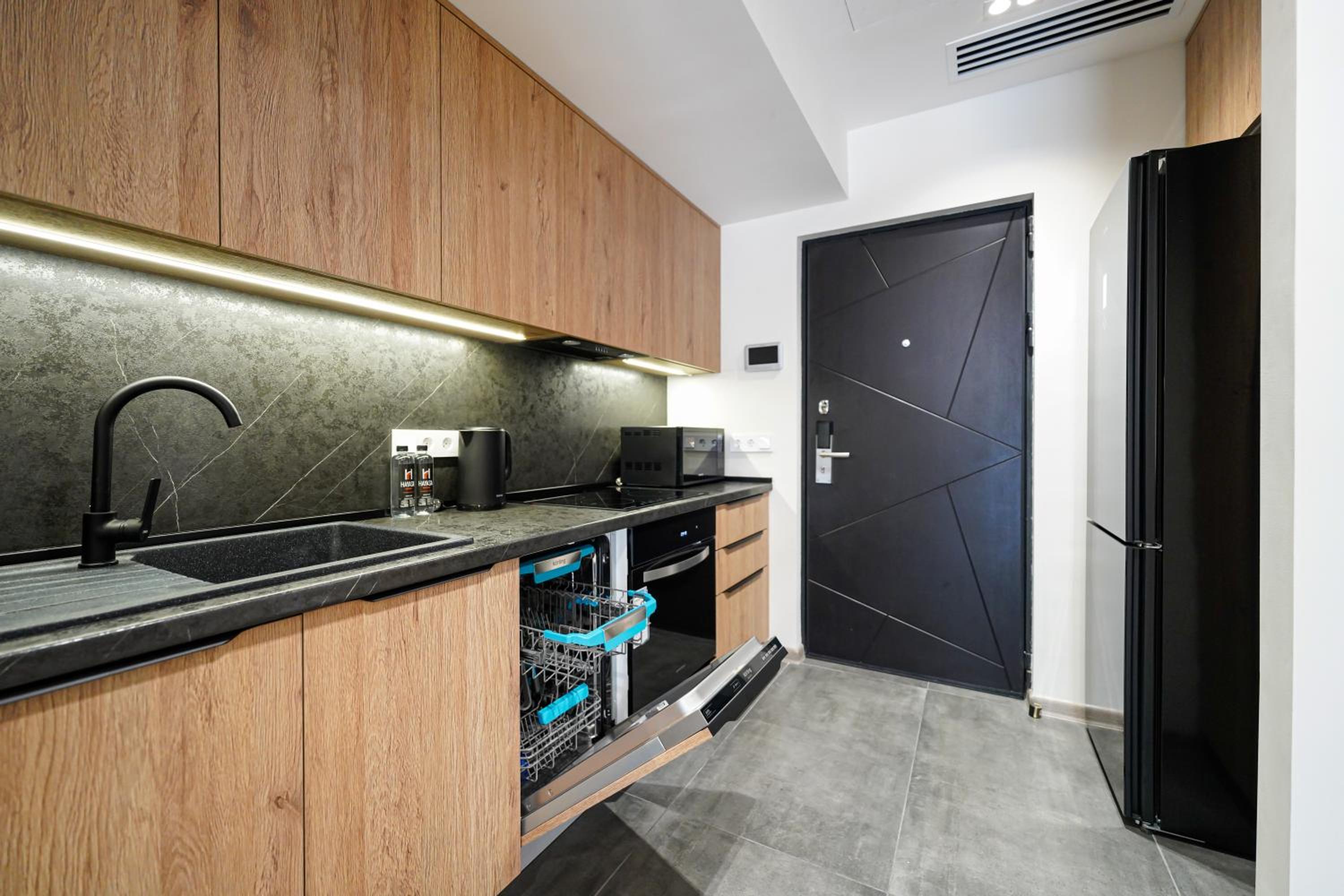 Hayasa Apartments