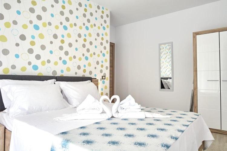 Alezzi Seaside 1