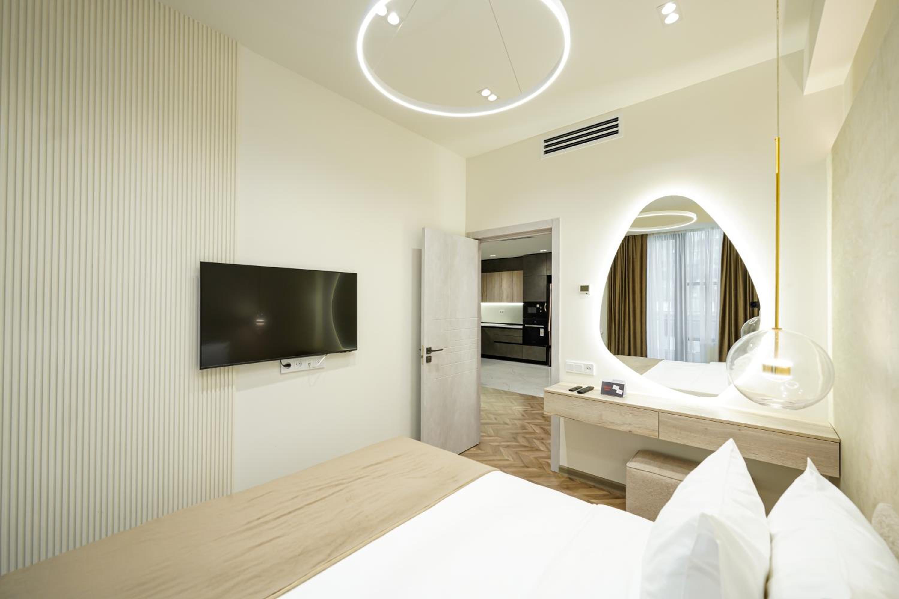 Hayasa Apartments