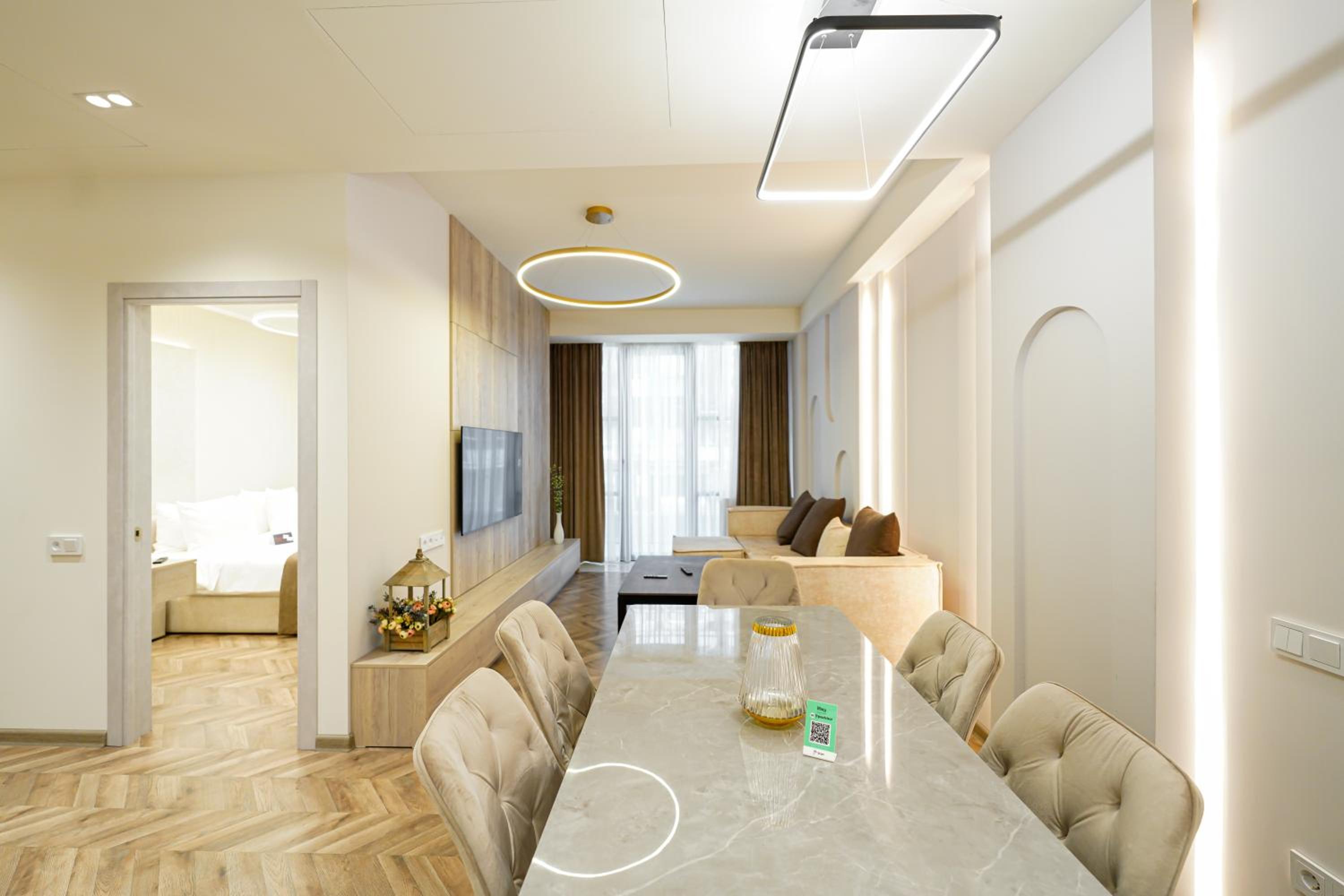 Hayasa Apartments