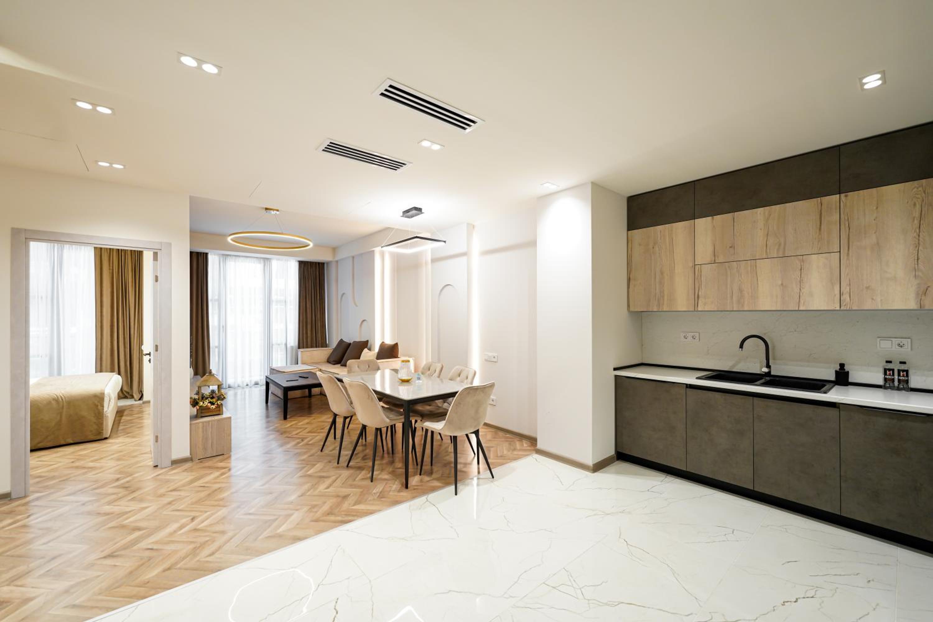 Hayasa Apartments