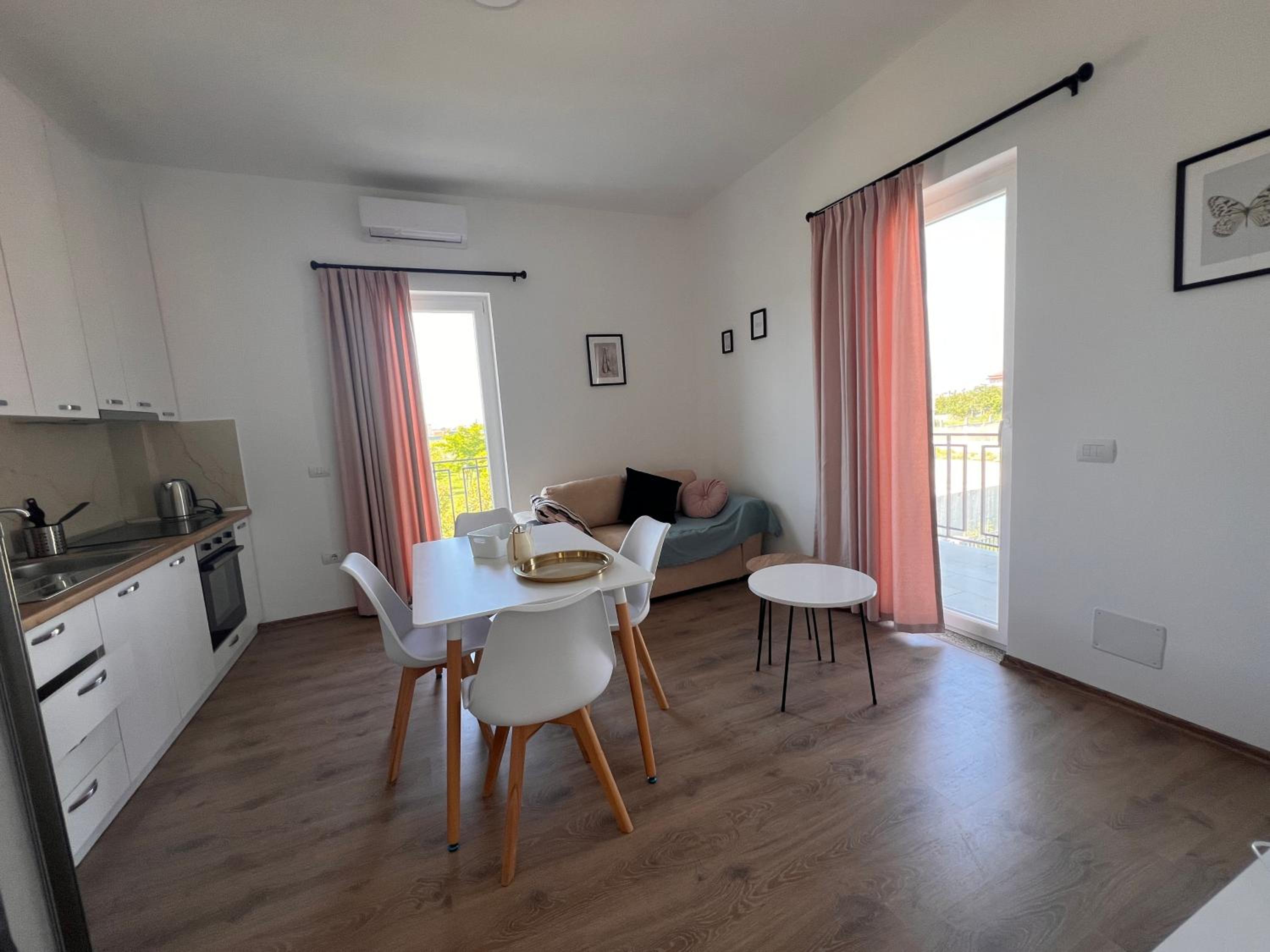 Golden Heart Apartments