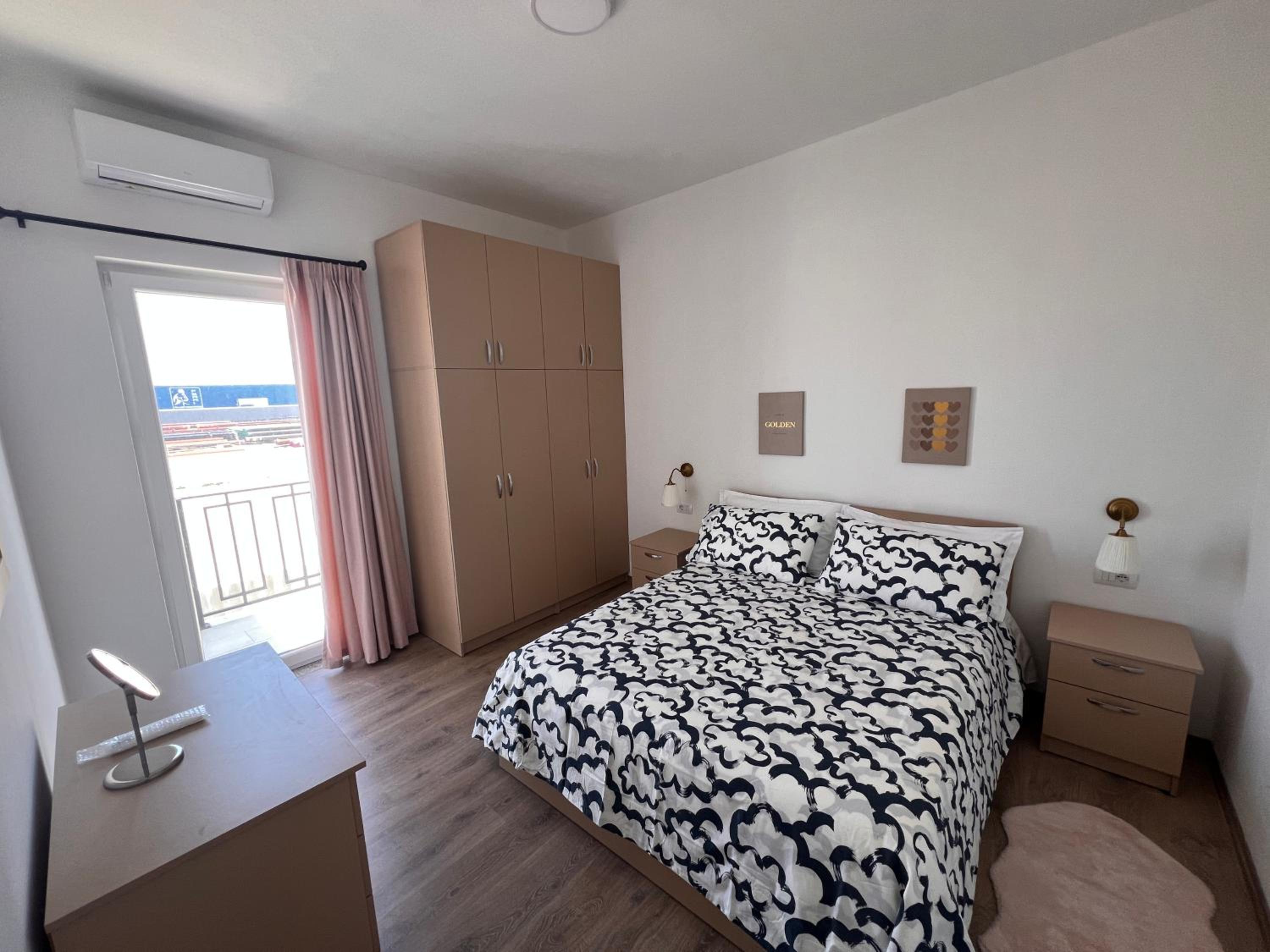 Golden Heart Apartments