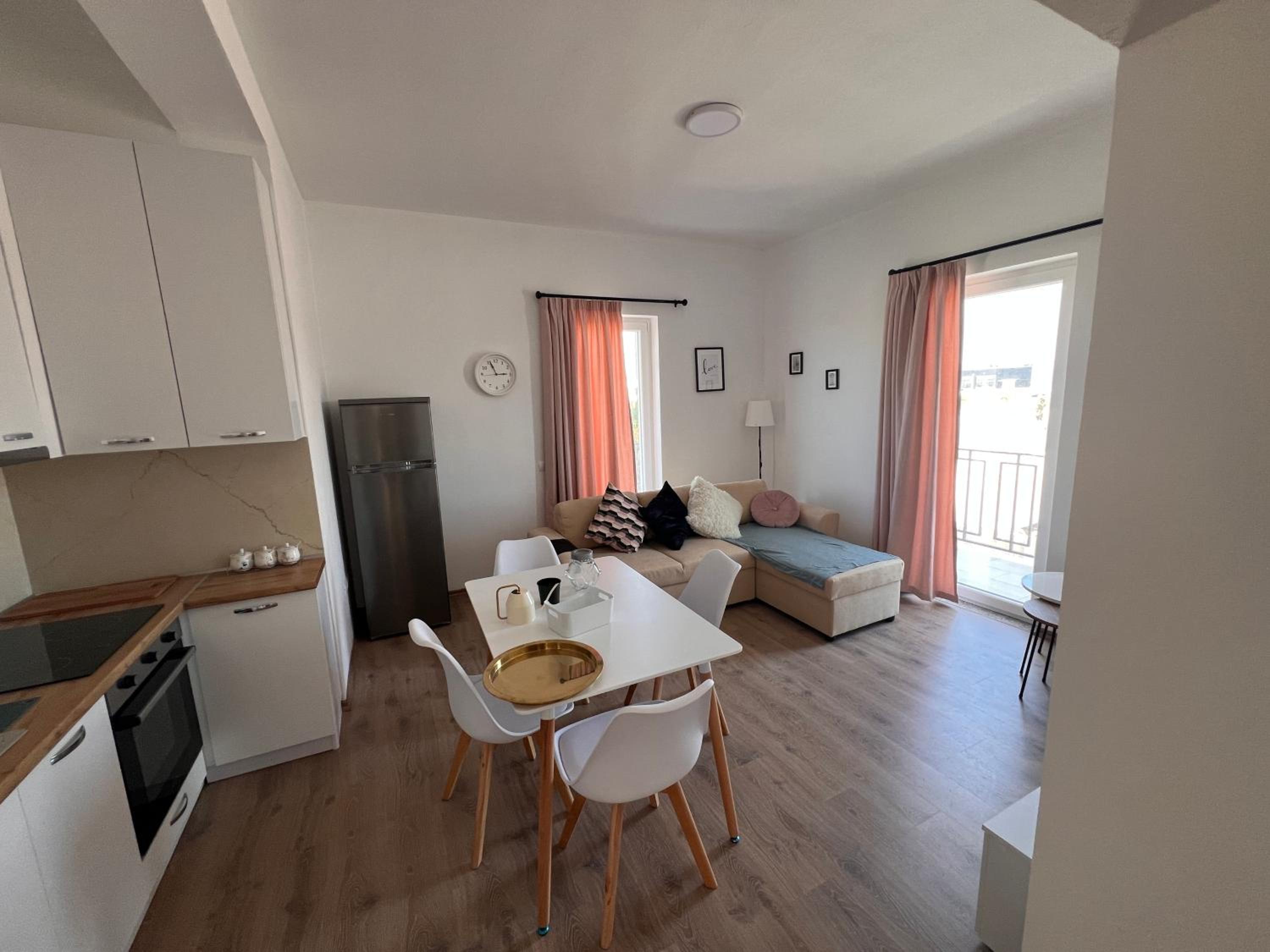 Golden Heart Apartments
