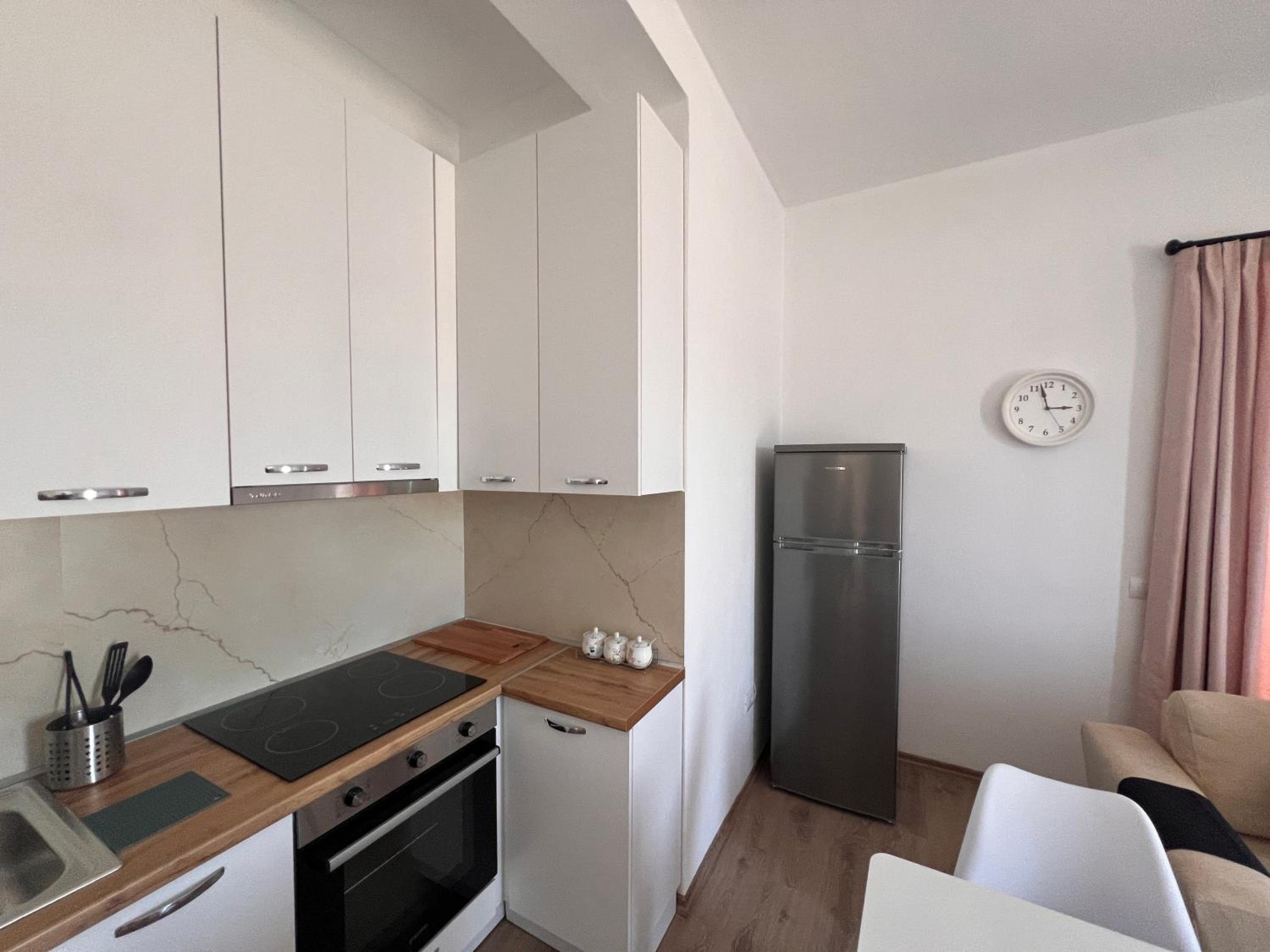 Golden Heart Apartments