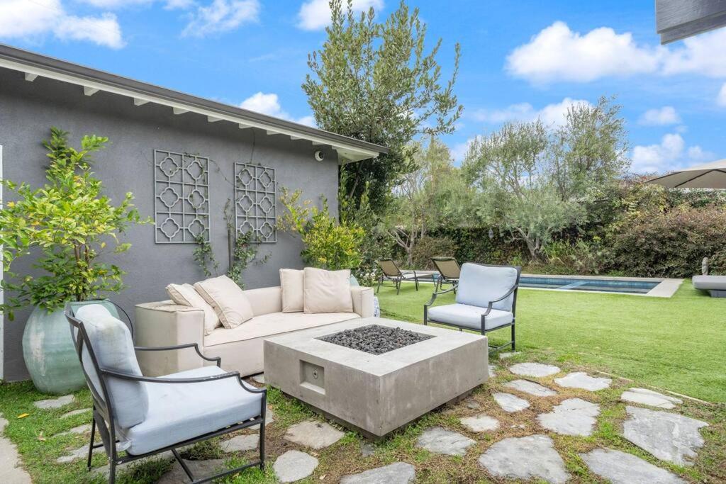 Venice Home with Game Room, Theater, Pool and Spa