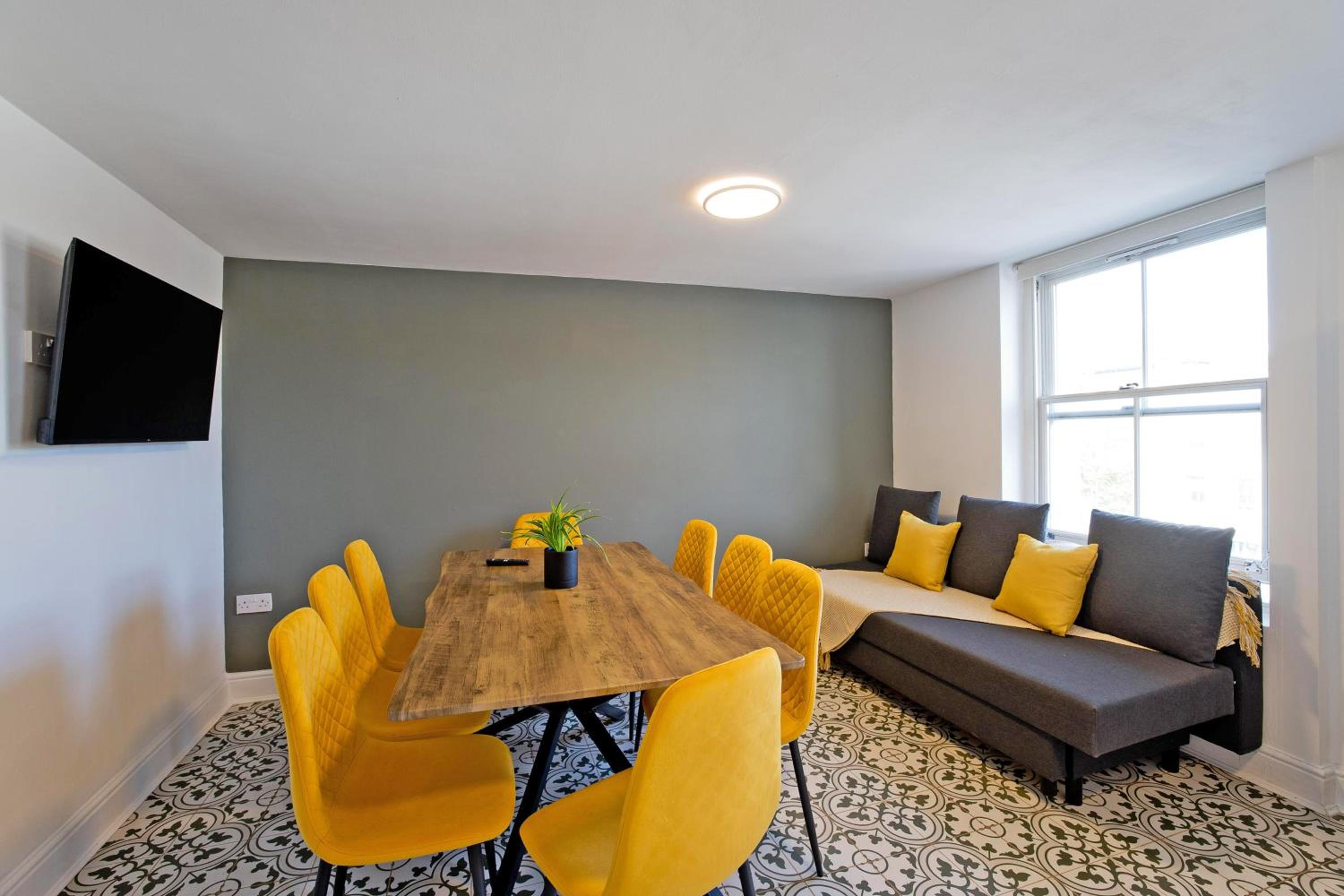 meeting & event spaces