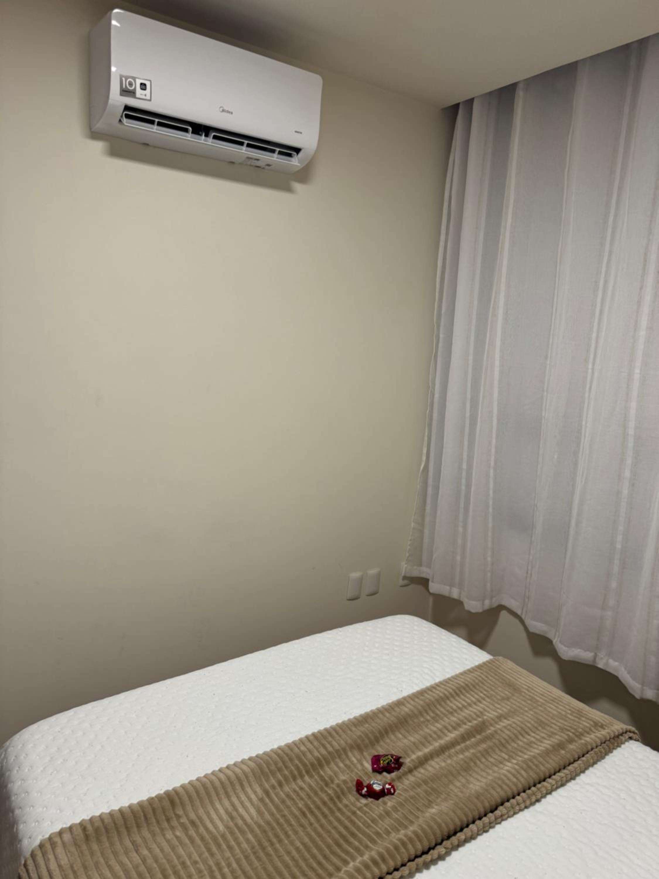 Novo, suíte, gar, prox Hospital, Centro