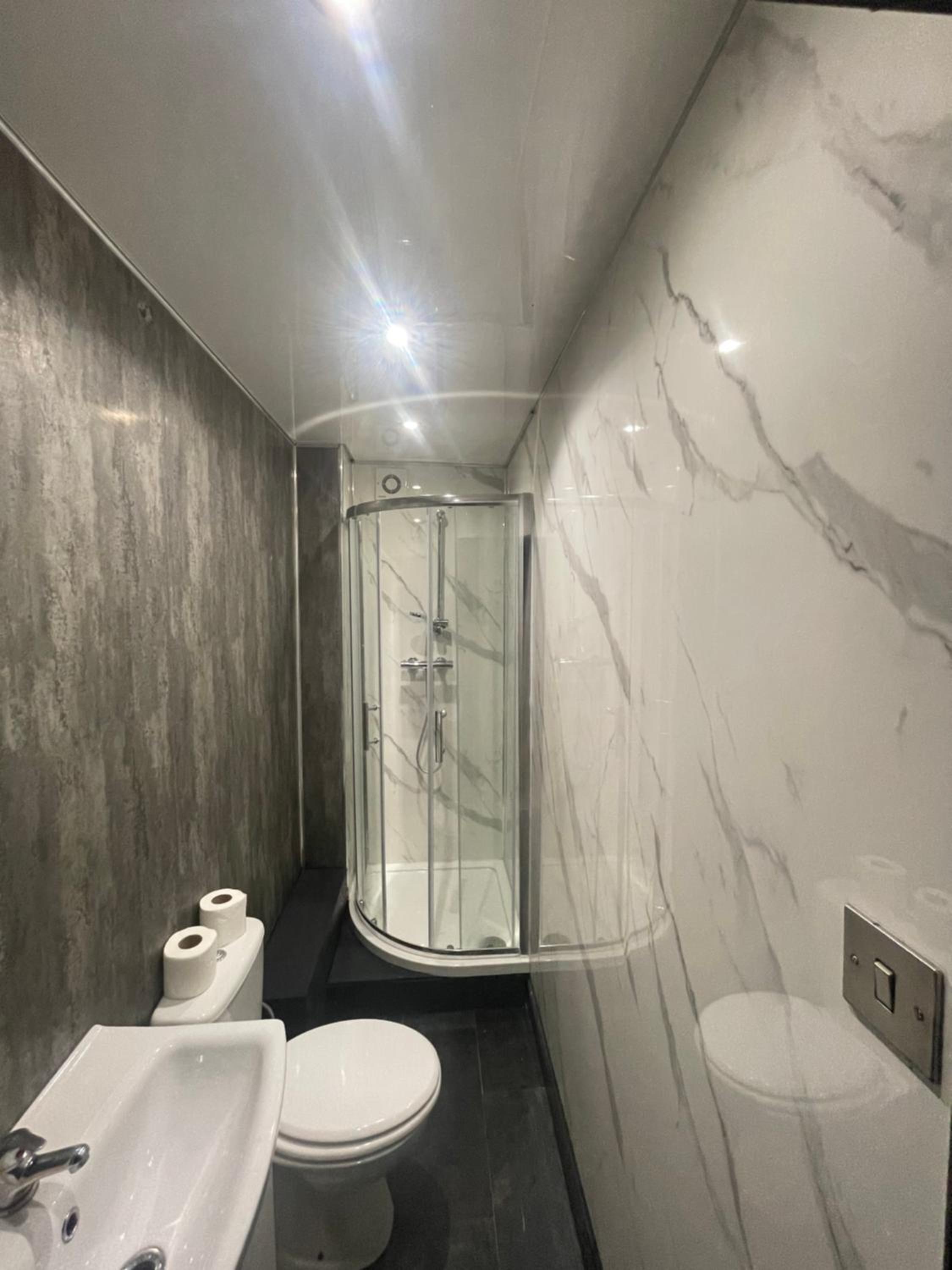 Four Bedrooms and Two Bathrooms up to Nine People view 3