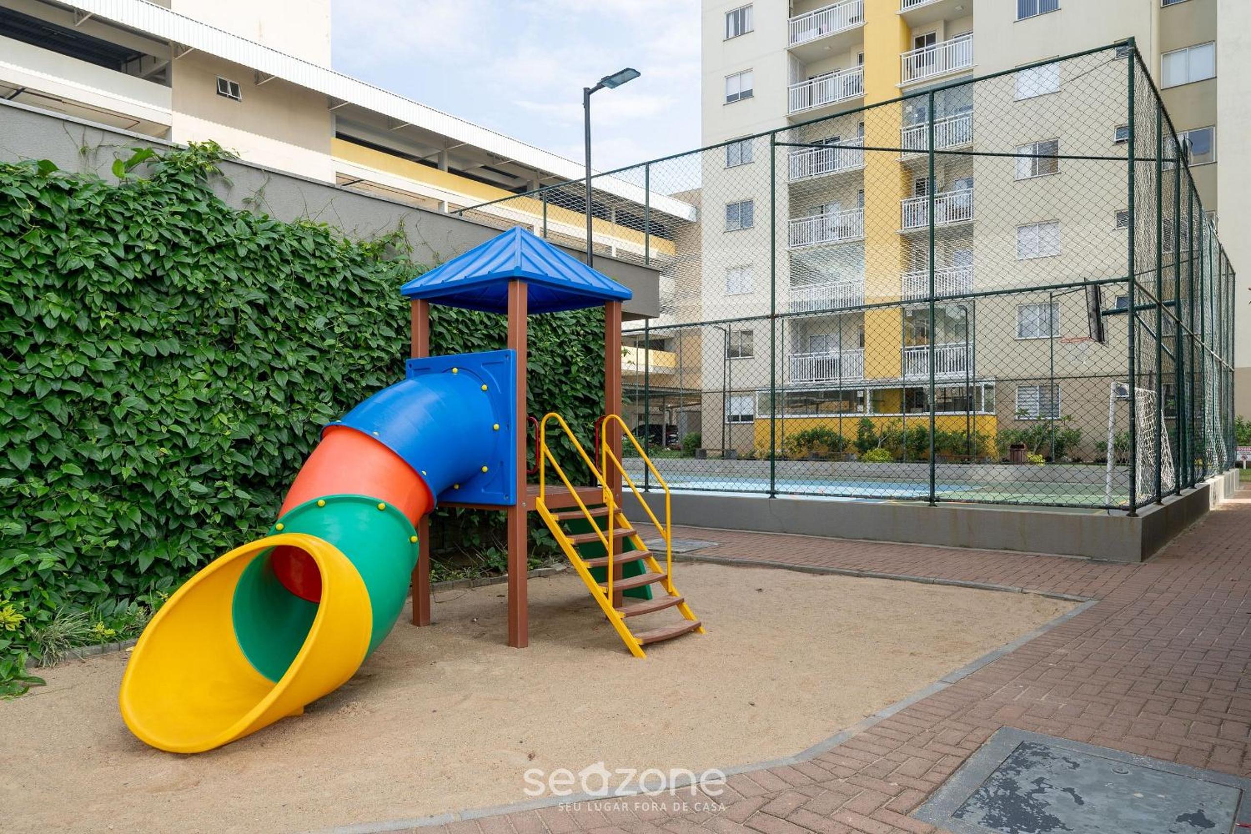VAC - Condomínio beira mar na Praia de Itajubá