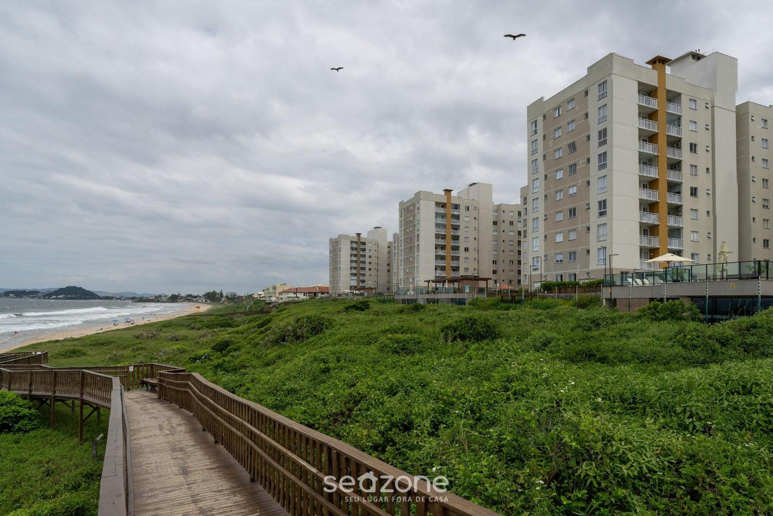 VAC - Condomínio beira mar na Praia de Itajubá