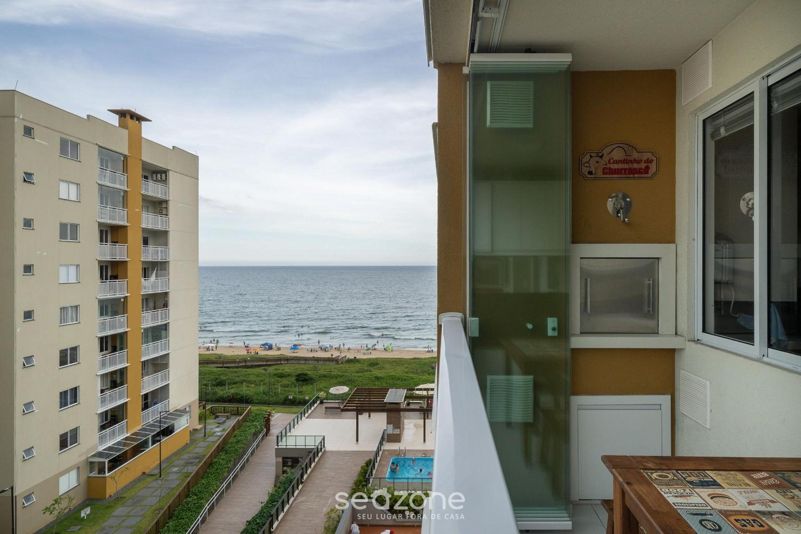 VAC - Condomínio beira mar na Praia de Itajubá