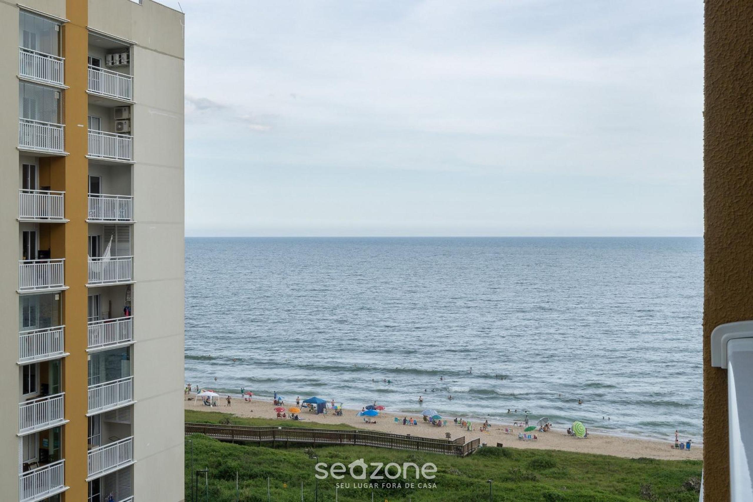 VAC - Condomínio beira mar na Praia de Itajubá
