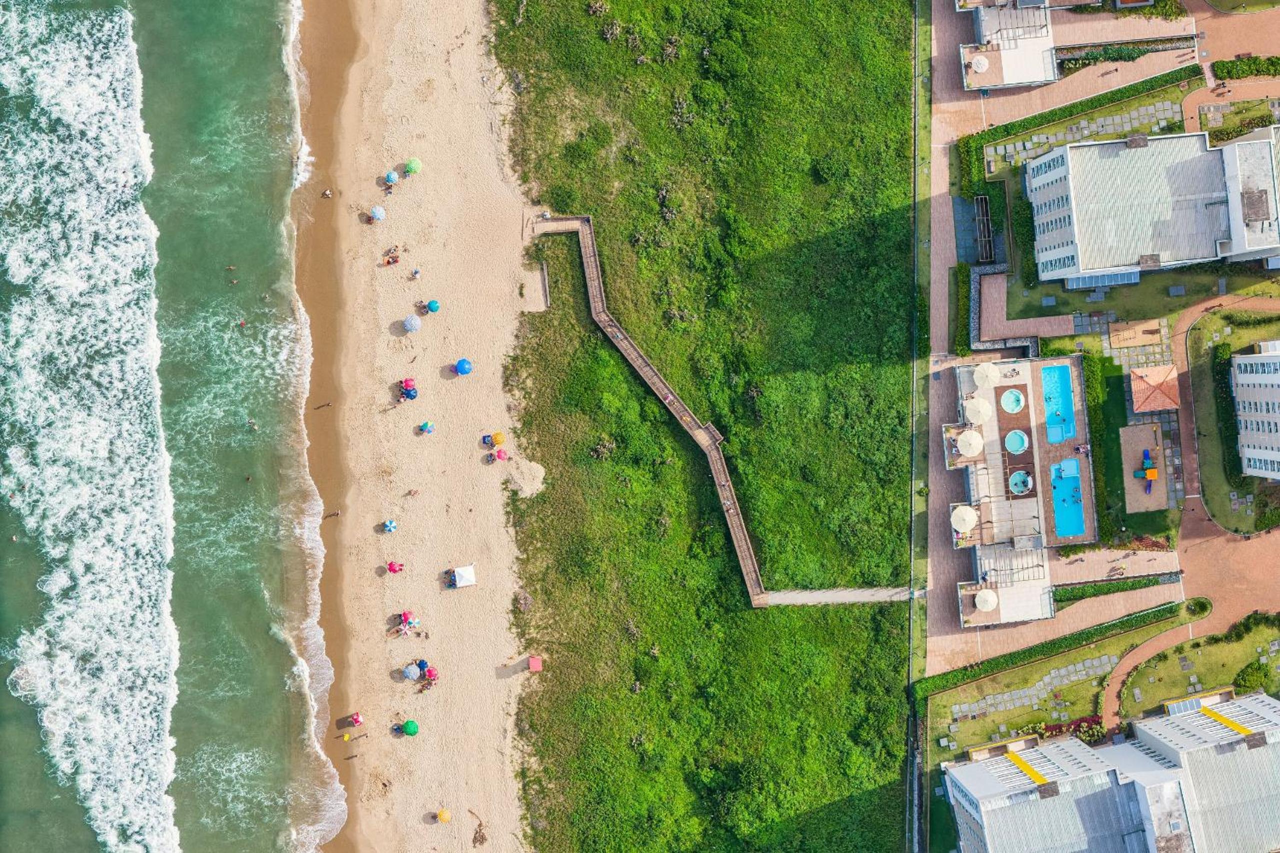 VAC - Condomínio beira mar na Praia de Itajubá