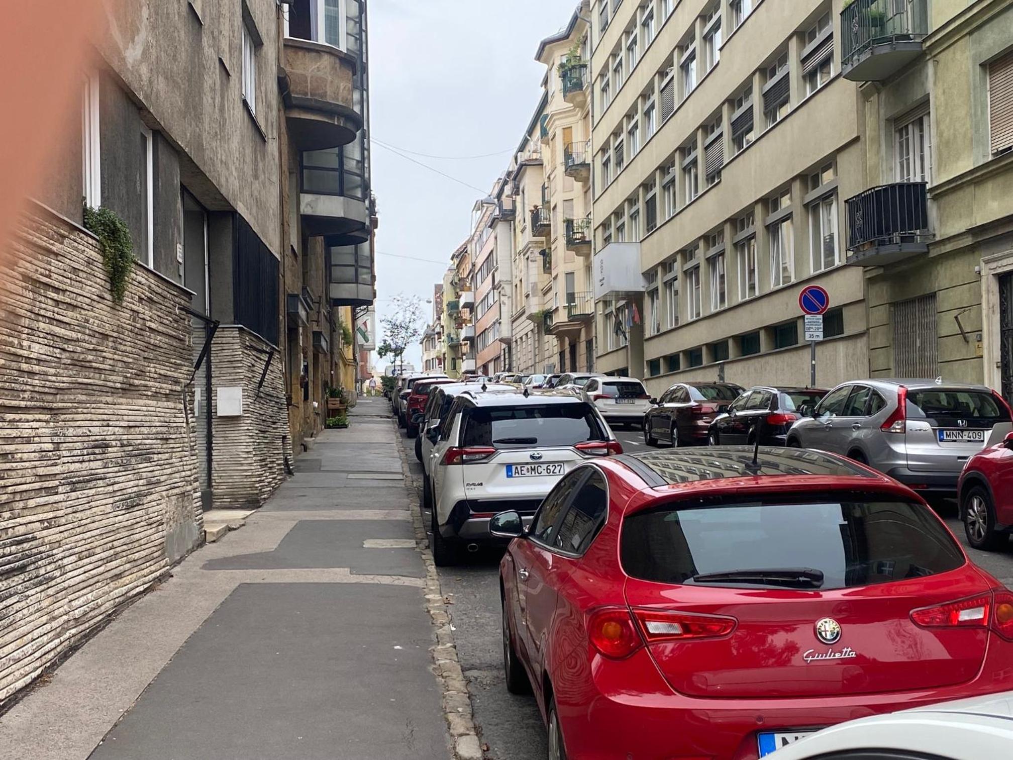 Naphegy Apartments