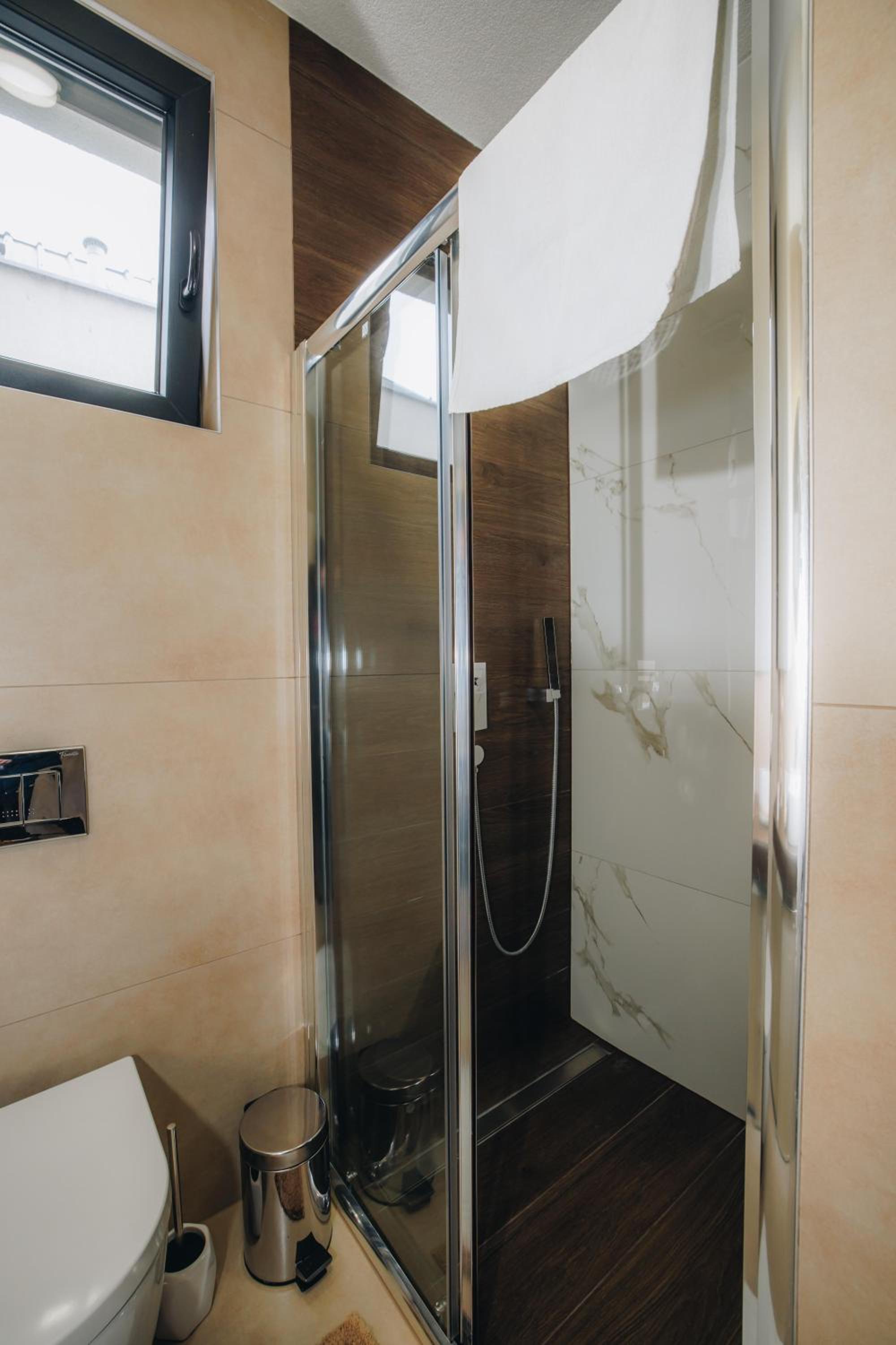 DUGA CENTAR lux view 4