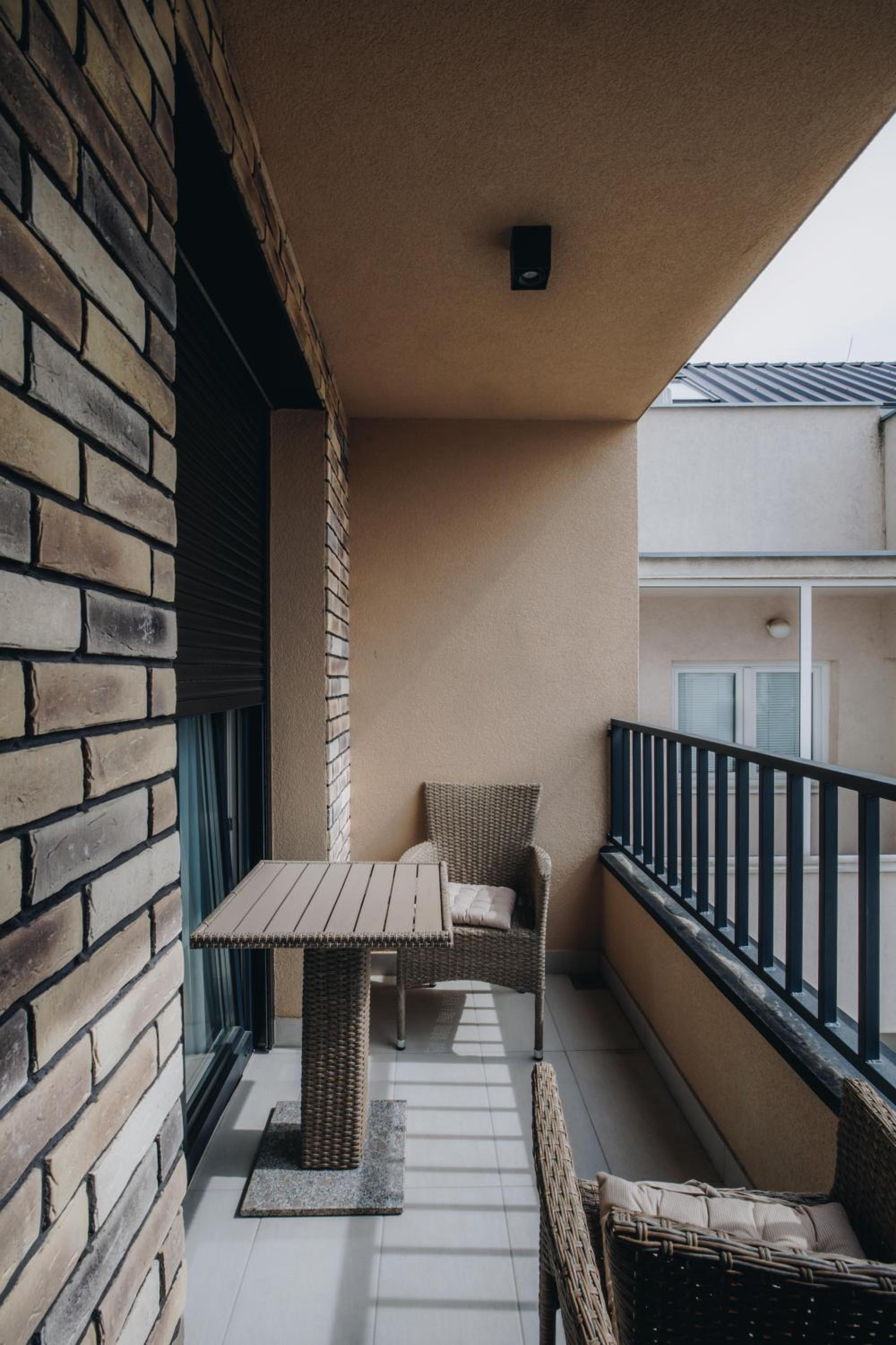 DUGA CENTAR lux view 5