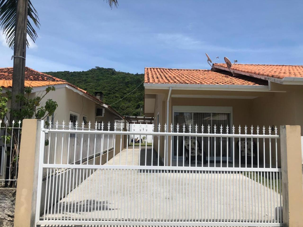 cód 2 - Casa em Palmas com Piscina e Spa