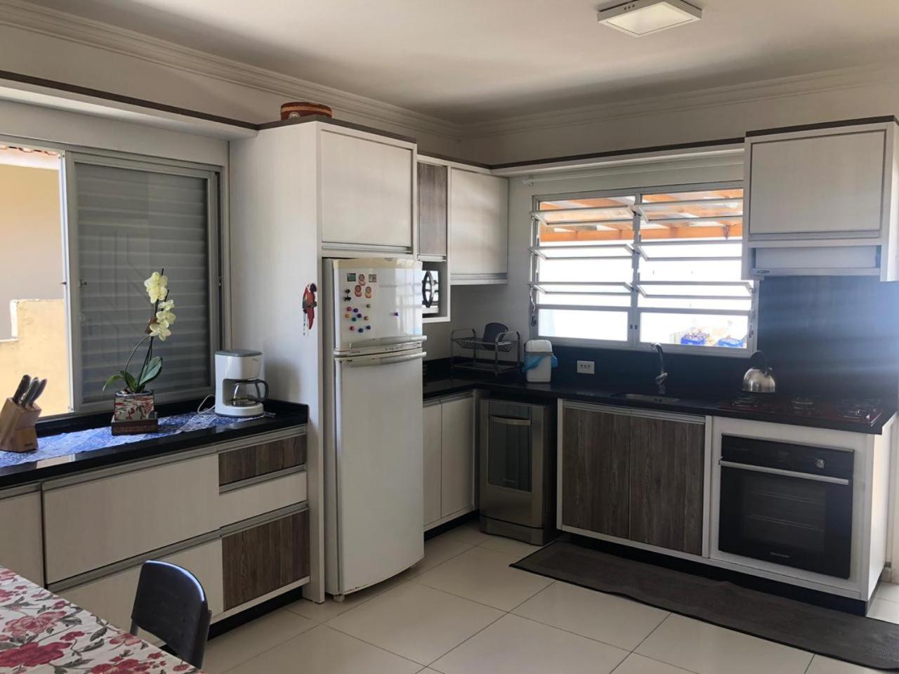cód 2 - Casa em Palmas com Piscina e Spa
