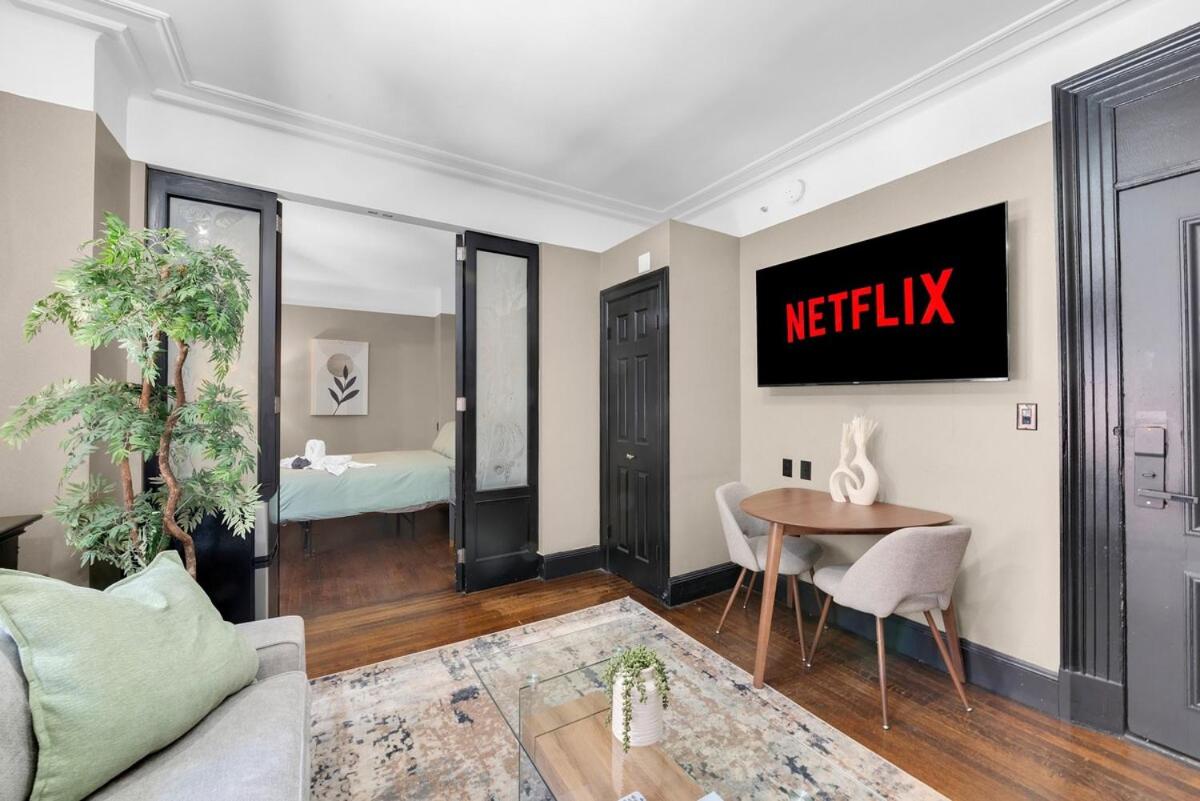 Central Location and Walkable Condo in NY with GYM