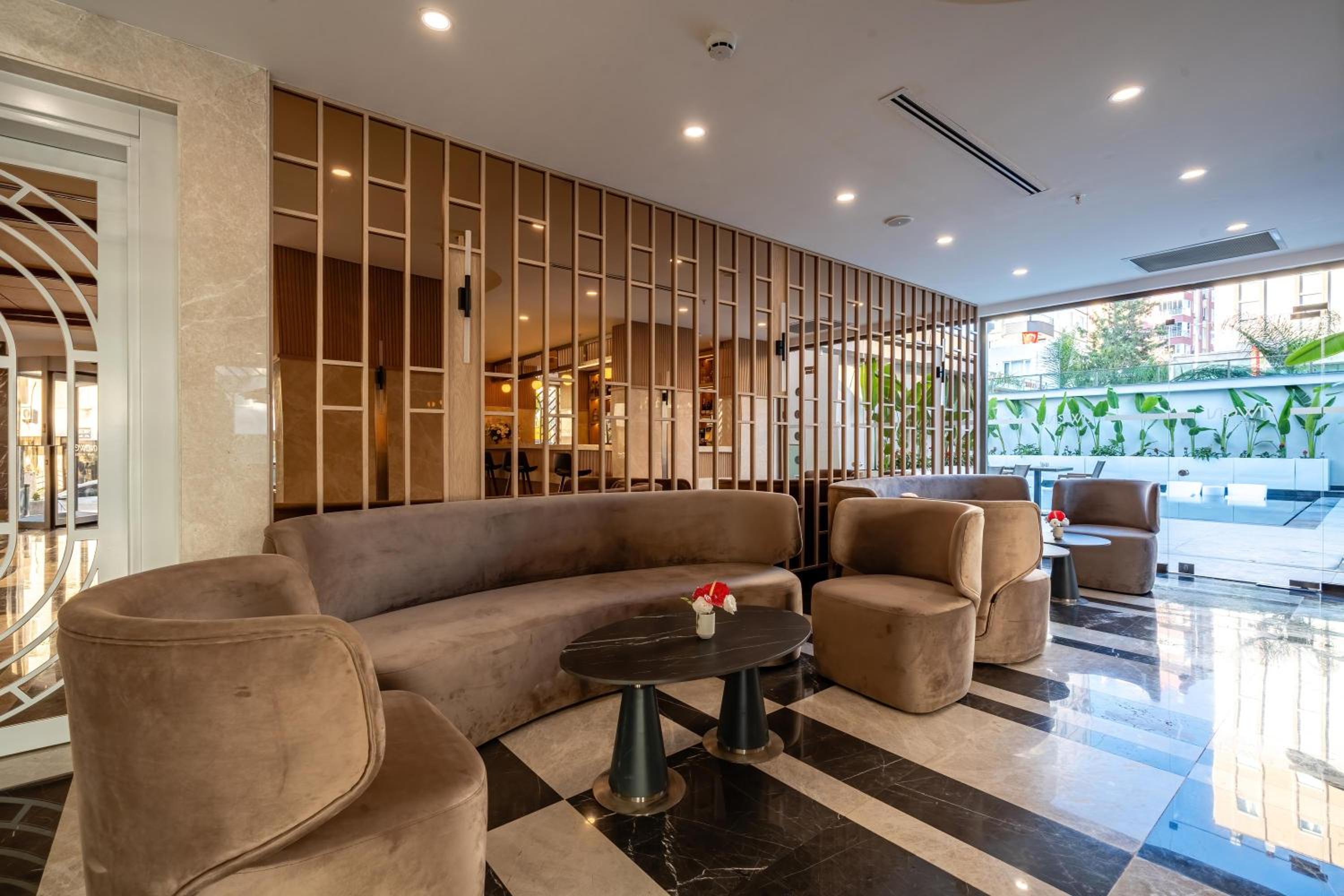 Awen Lara Hotel - Image 17