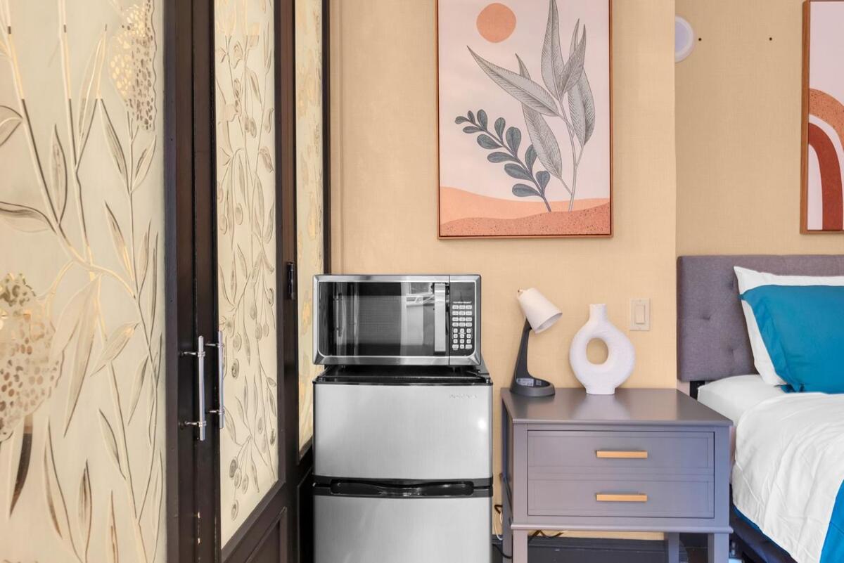 Premier Walking Distance to Times Square Condo NY