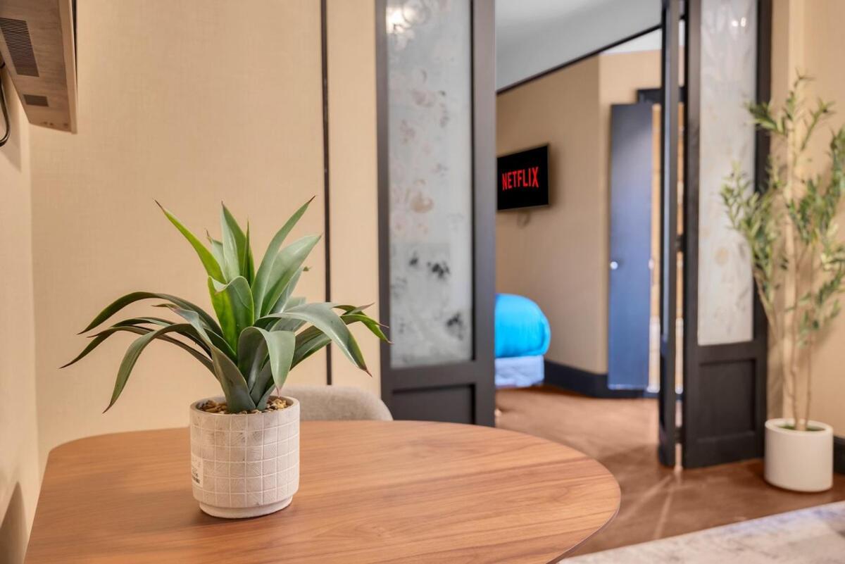 Premier Walking Distance to Times Square Condo NY