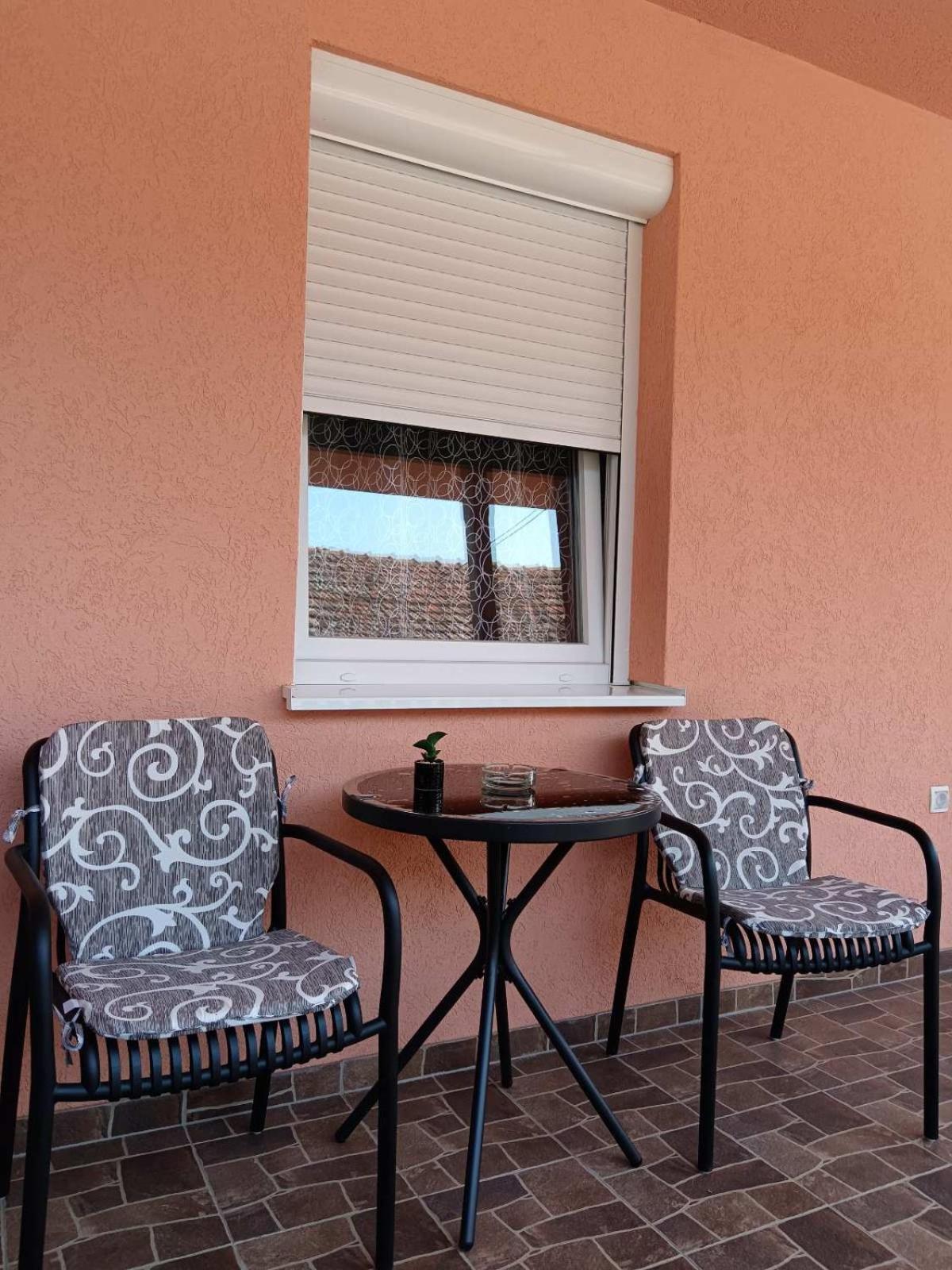 Apartmani Stojković Vrdnik view 4