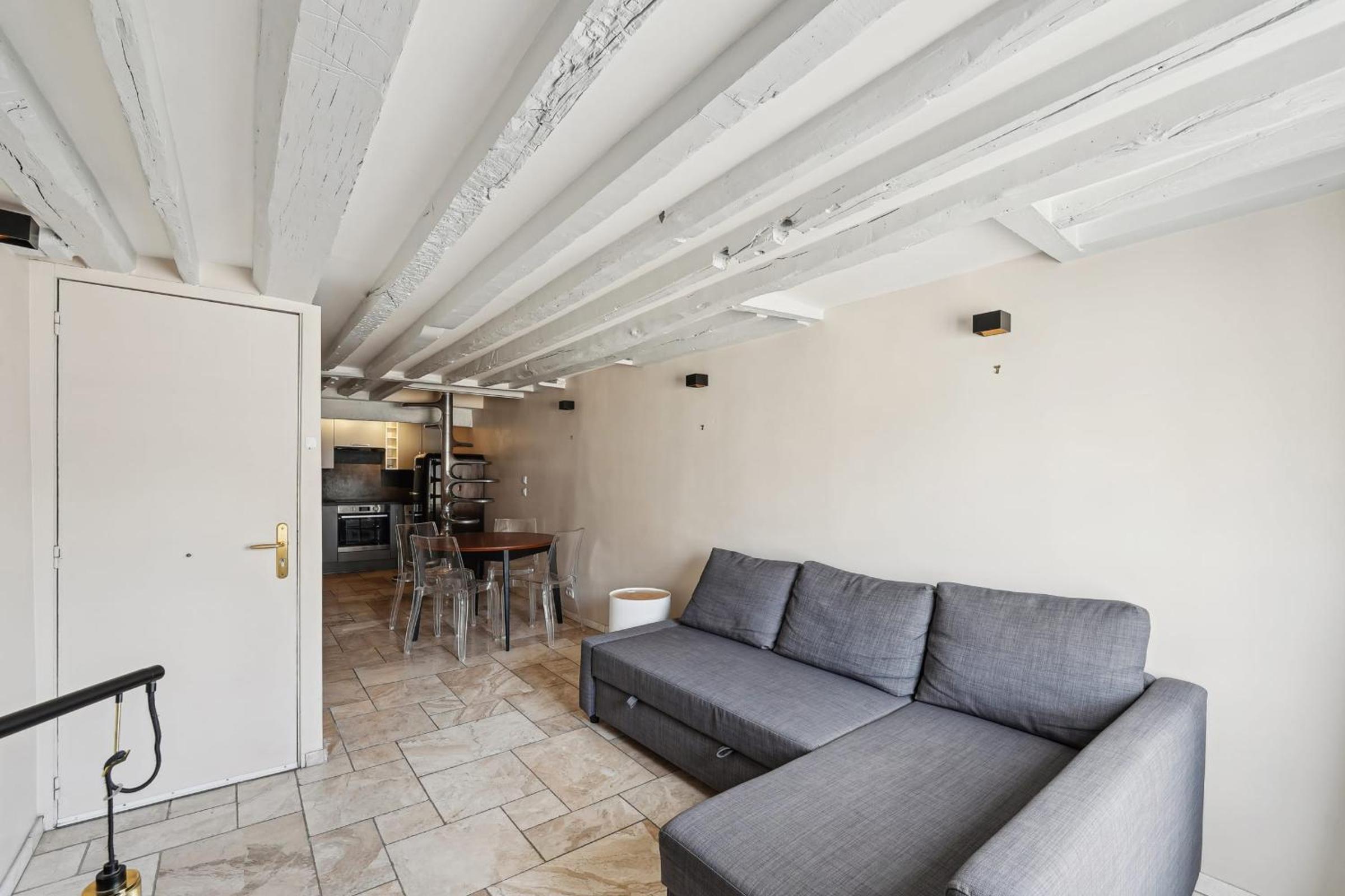 Orsay Invalides - Lille 1bdr by B'Your Home