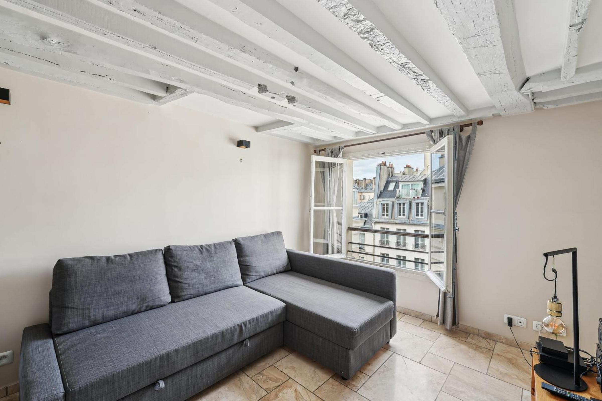 Orsay Invalides - Lille 1bdr by B'Your Home