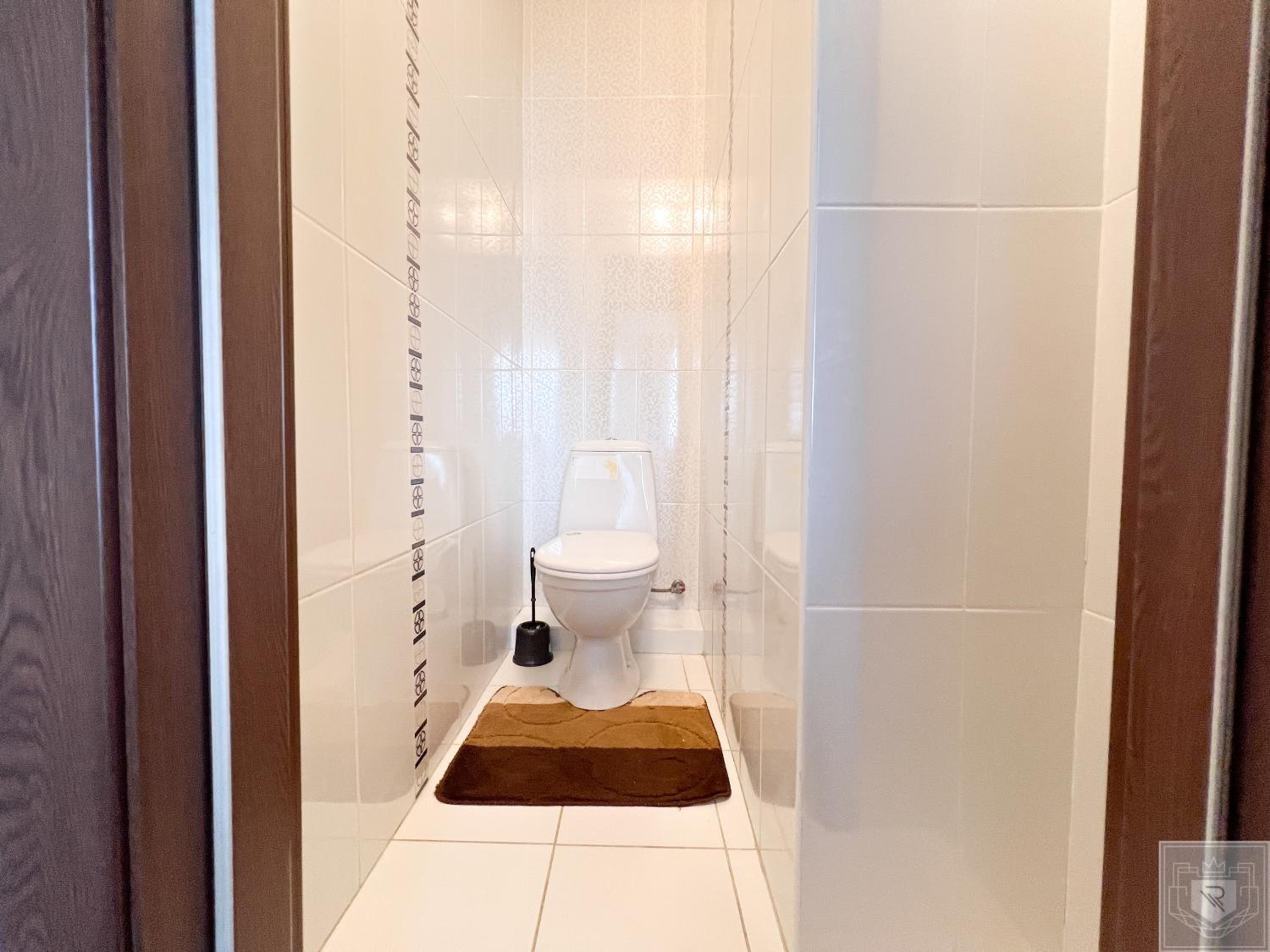 RentHouse Apartments - Feel Like Home view 5
