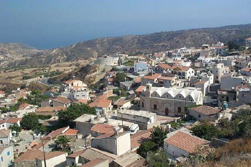 Villa Vounos - 5 Bedroom all en-suit with pvt pool