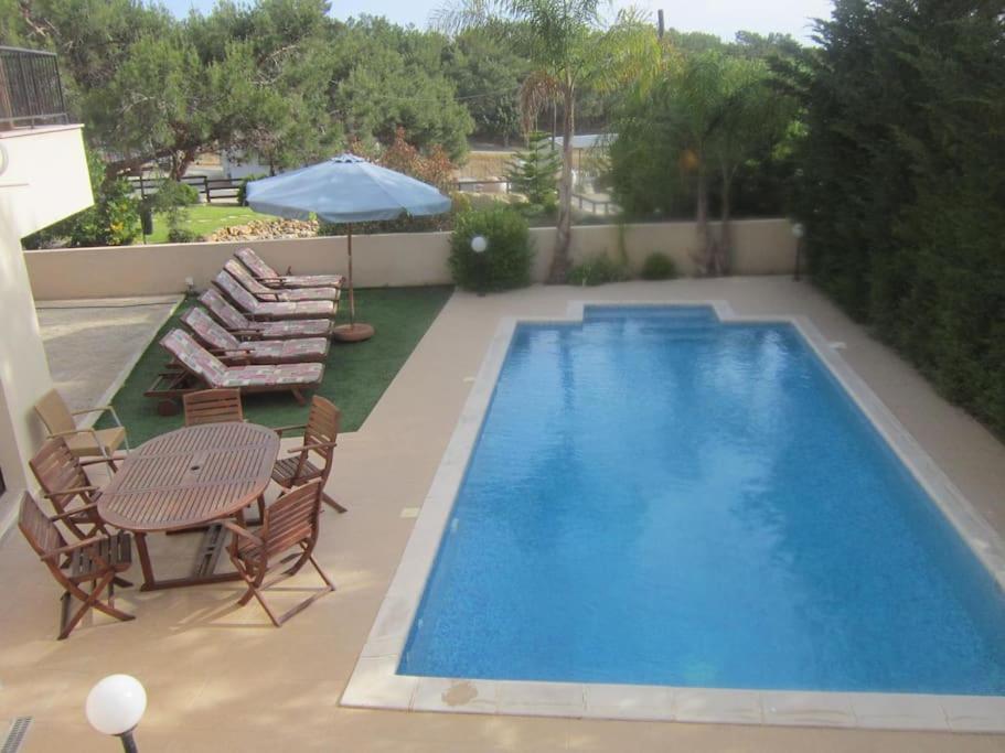 Villa Vounos - 5 Bedroom all en-suit with pvt pool