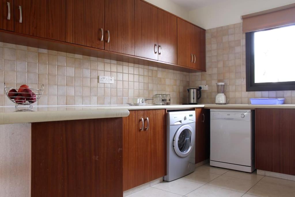 Villa Vounos - 5 Bedroom all en-suit with pvt pool