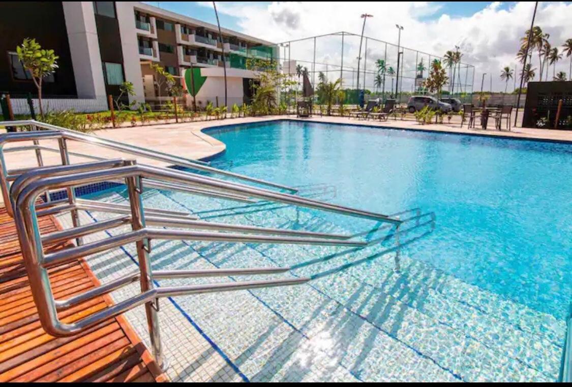 Studio incrível com vista p piscina 115A