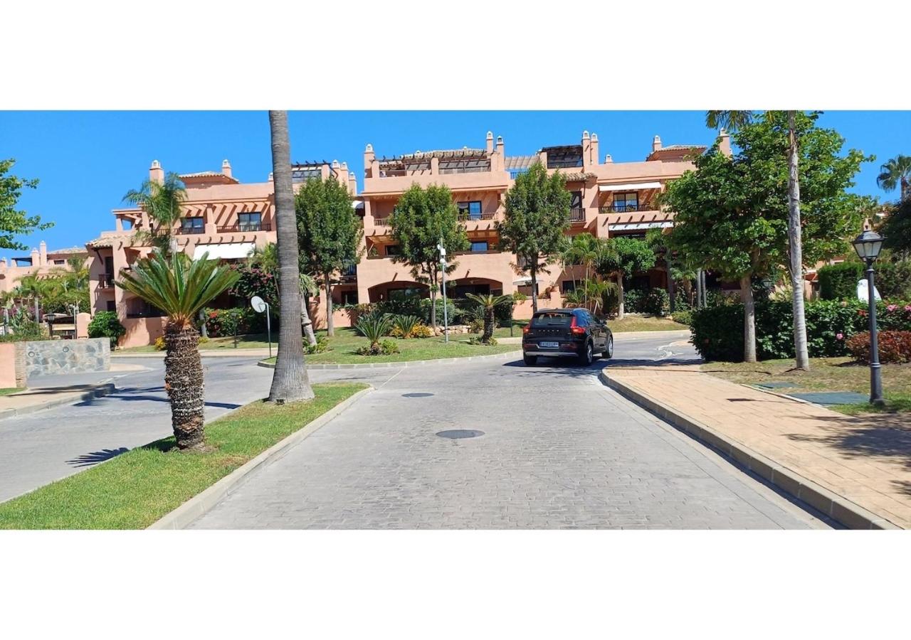 SunBeach Hacienda Apartment