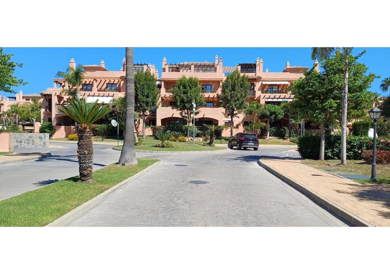 SunBeach Hacienda Apartment