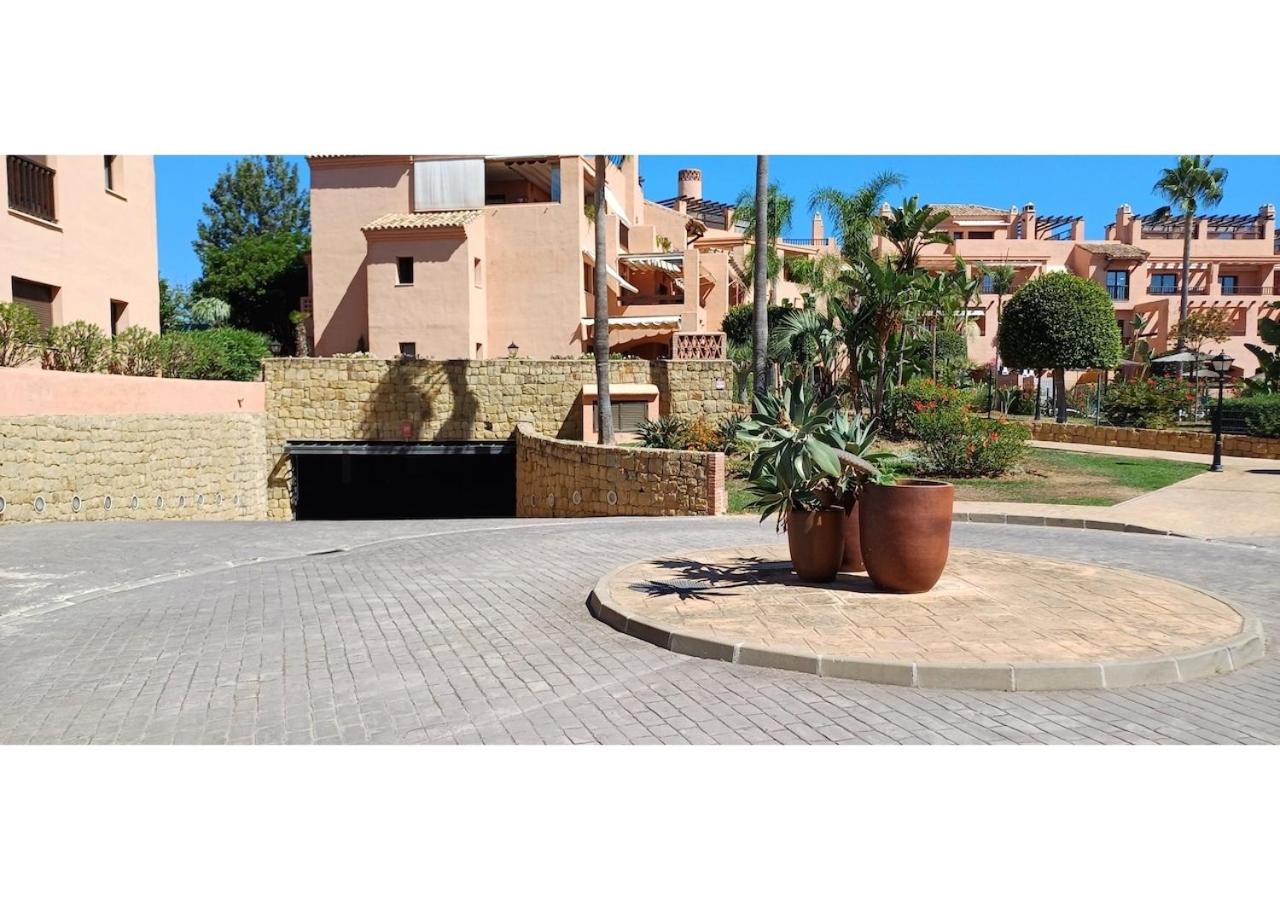 SunBeach Hacienda Apartment