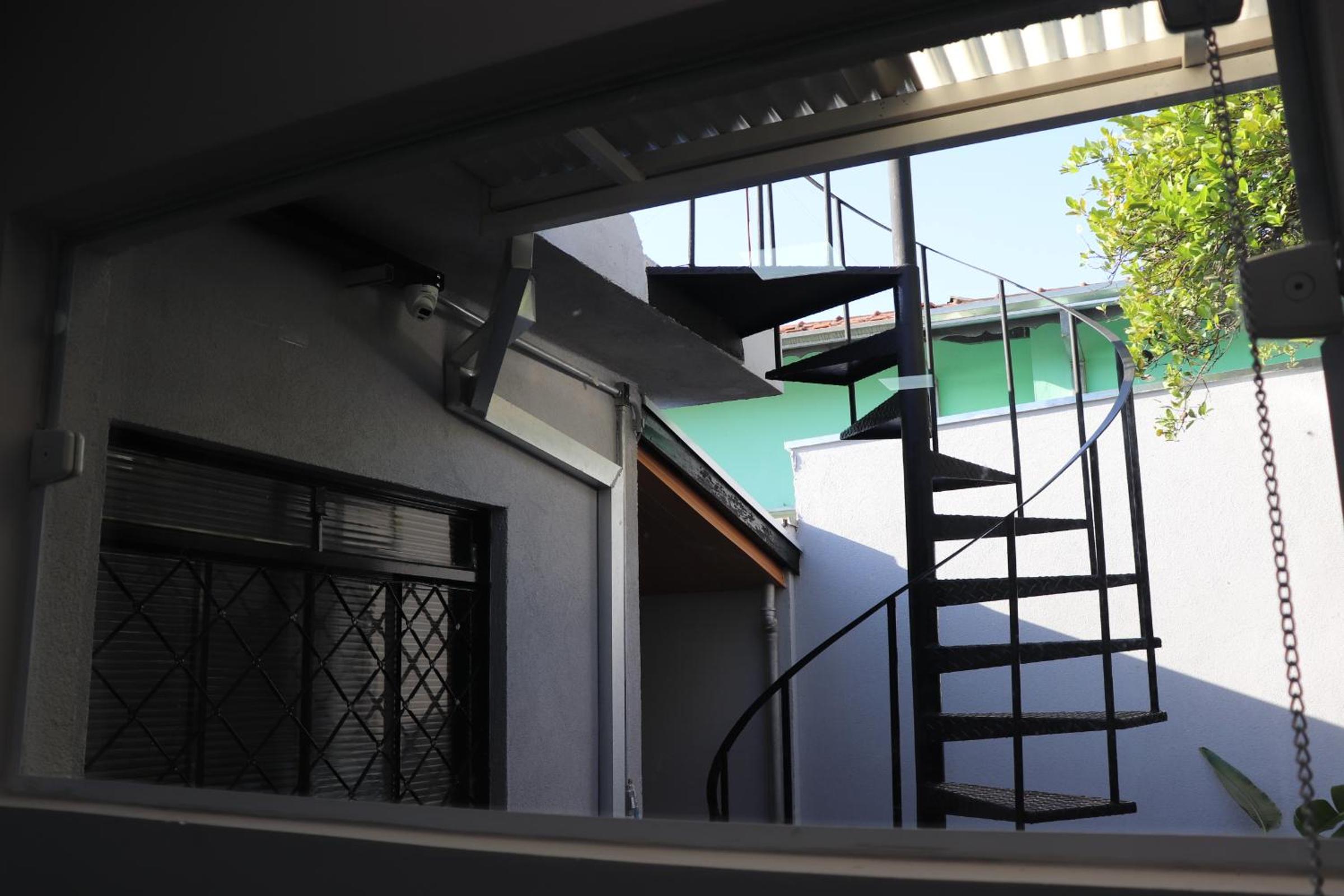 HOSTEL ErreJota
