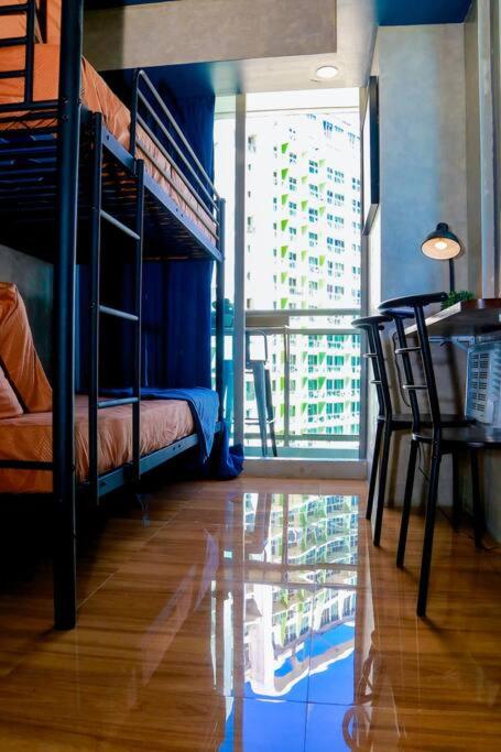 Azure Staycation by Solace Peak 2BR view 5