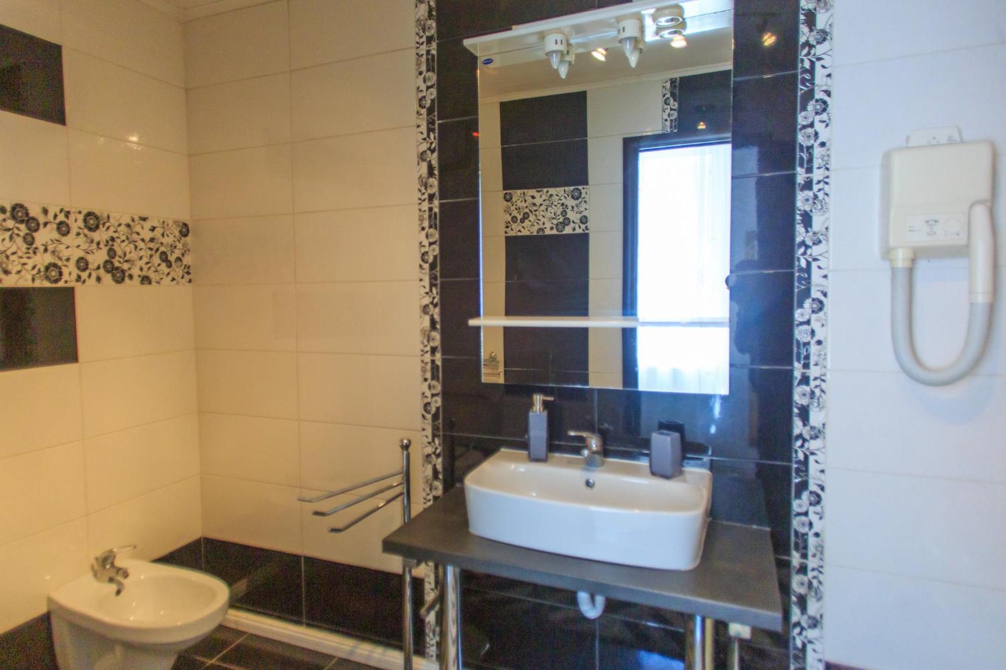 Nobless Boutique Residence