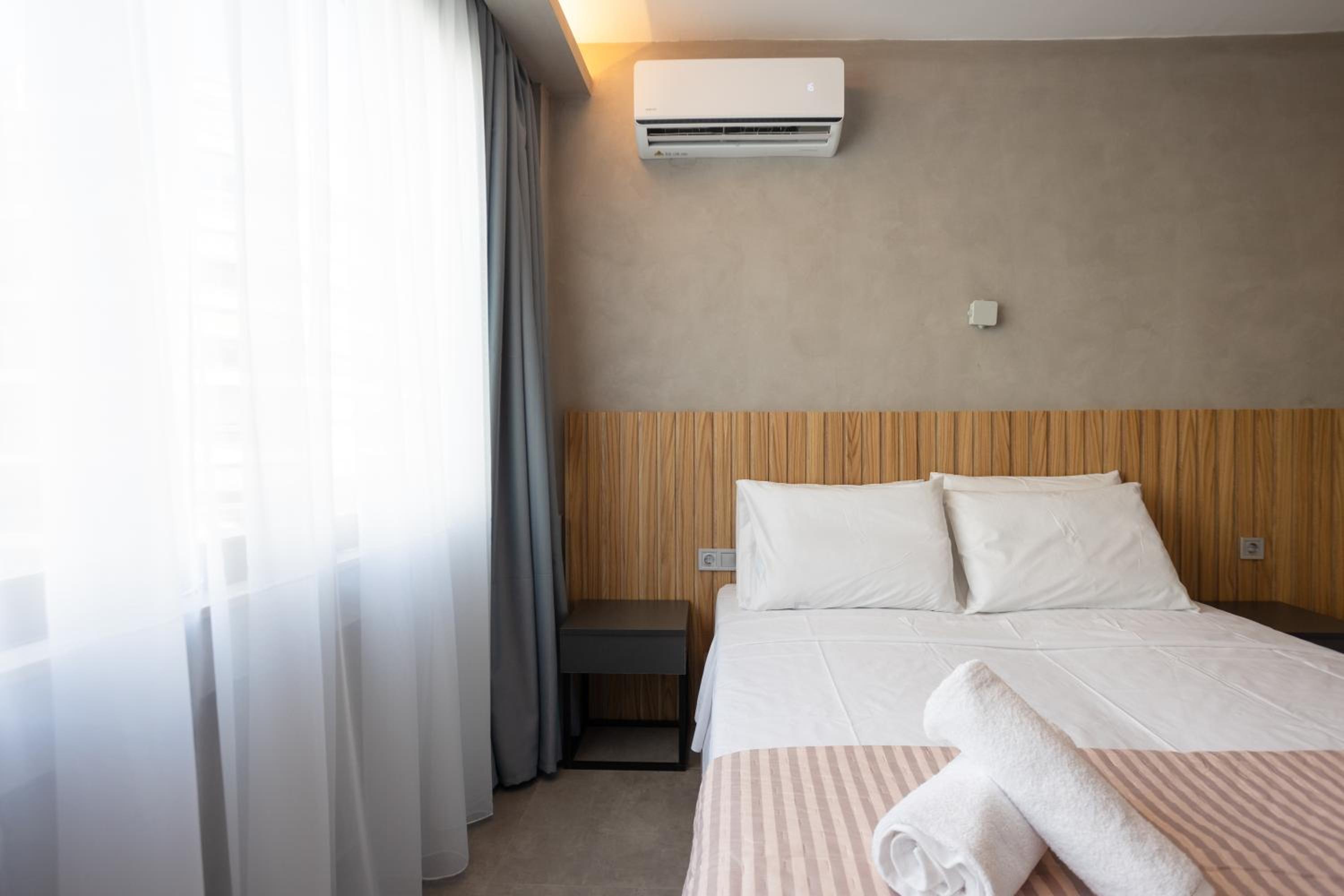Alkazar Suites